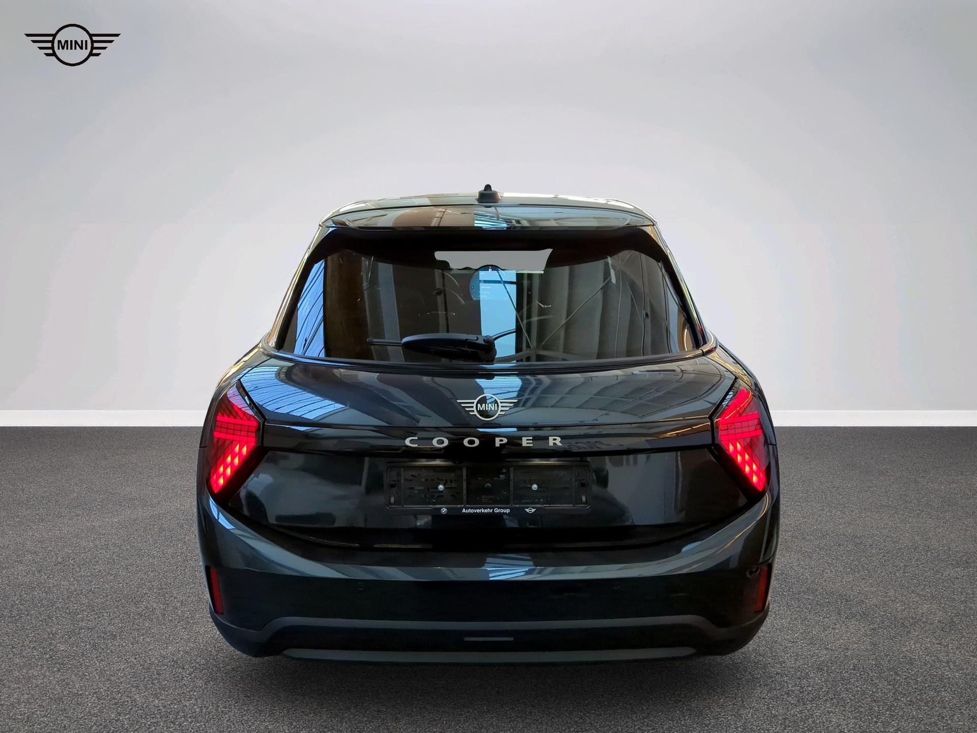 MINI Cooper 5 door C-image-14