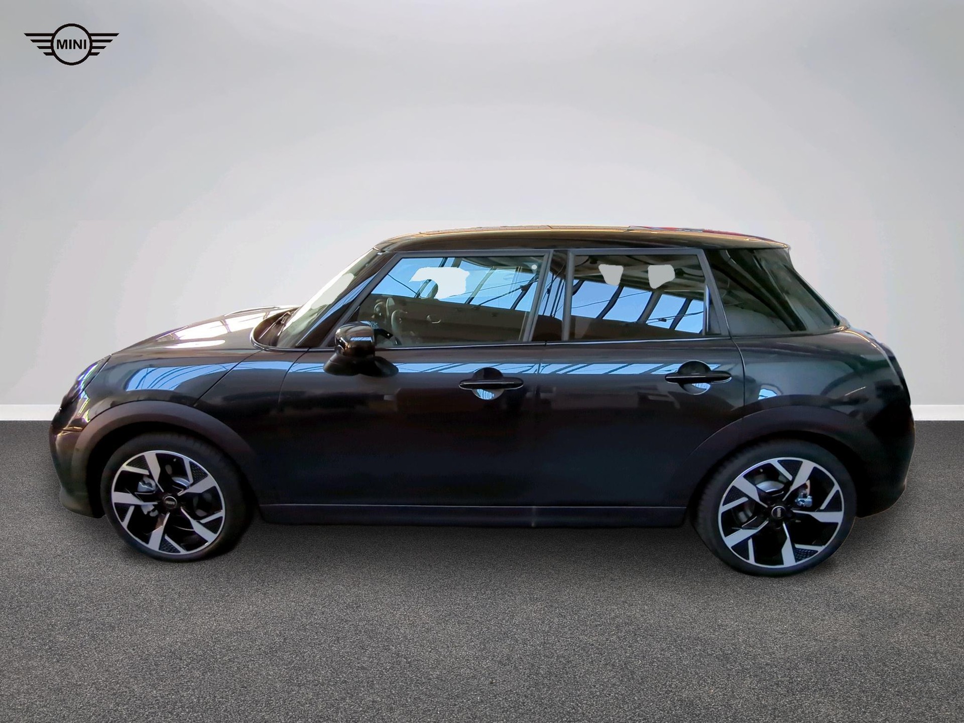 MINI Cooper 5 door C-image-2