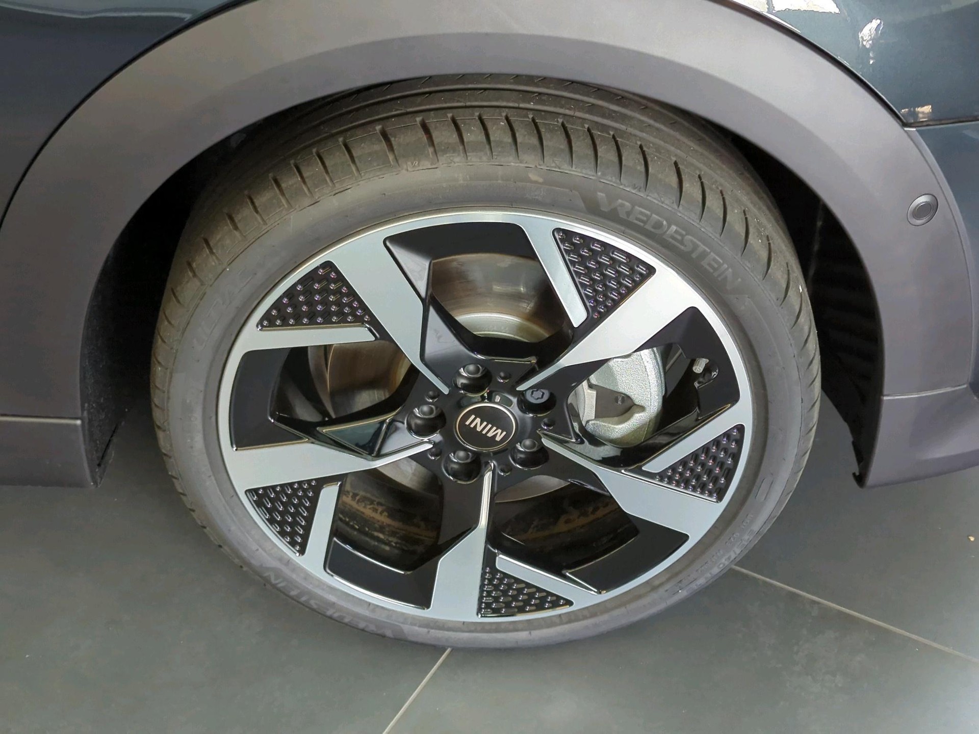 MINI Cooper 5 door C-image-6