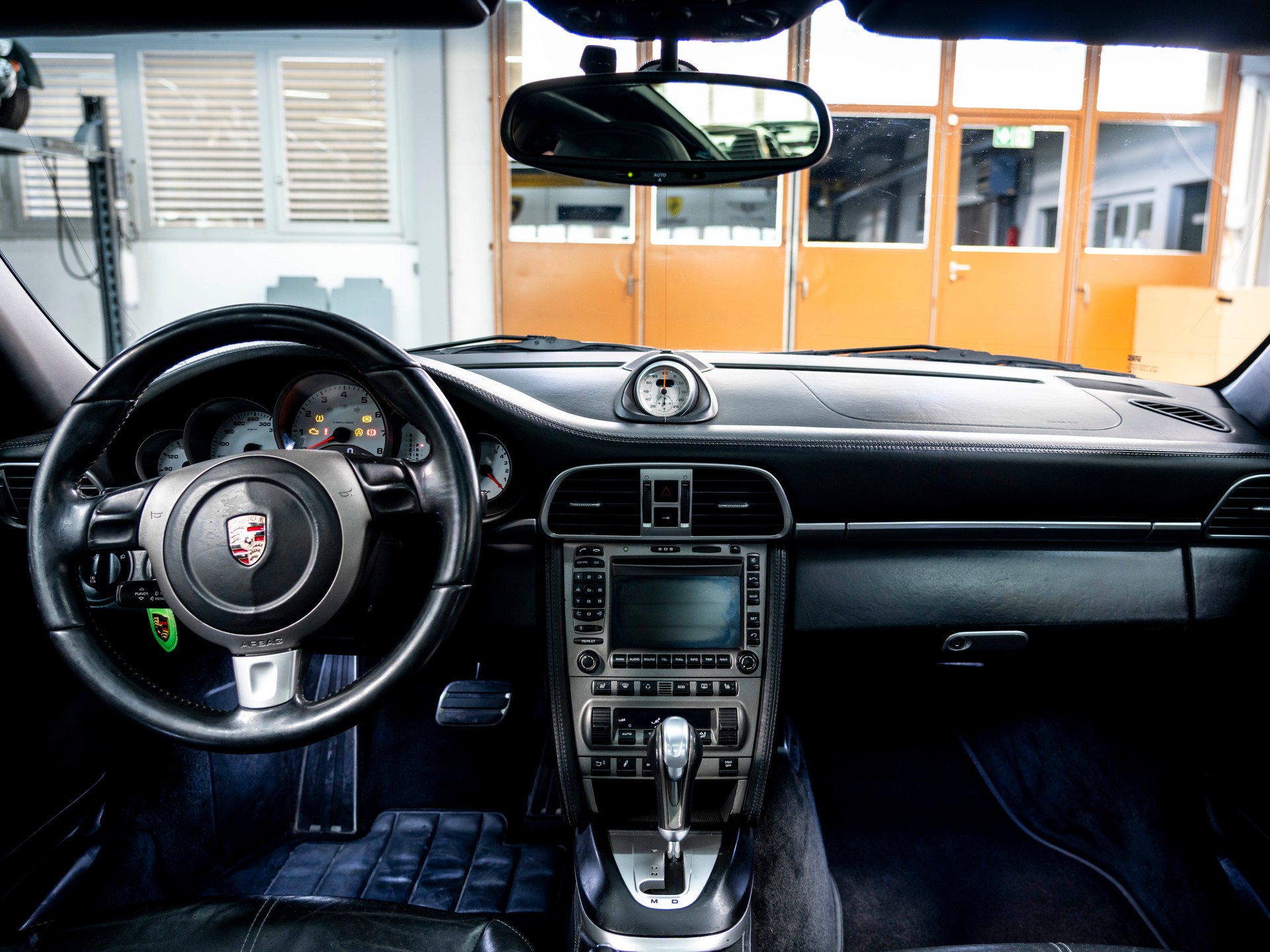 PORSCHE 911 Targa 4S-image-22