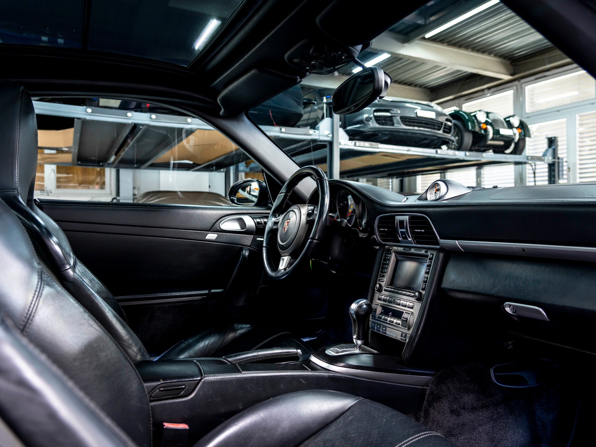 PORSCHE 911 Targa 4S-image-23