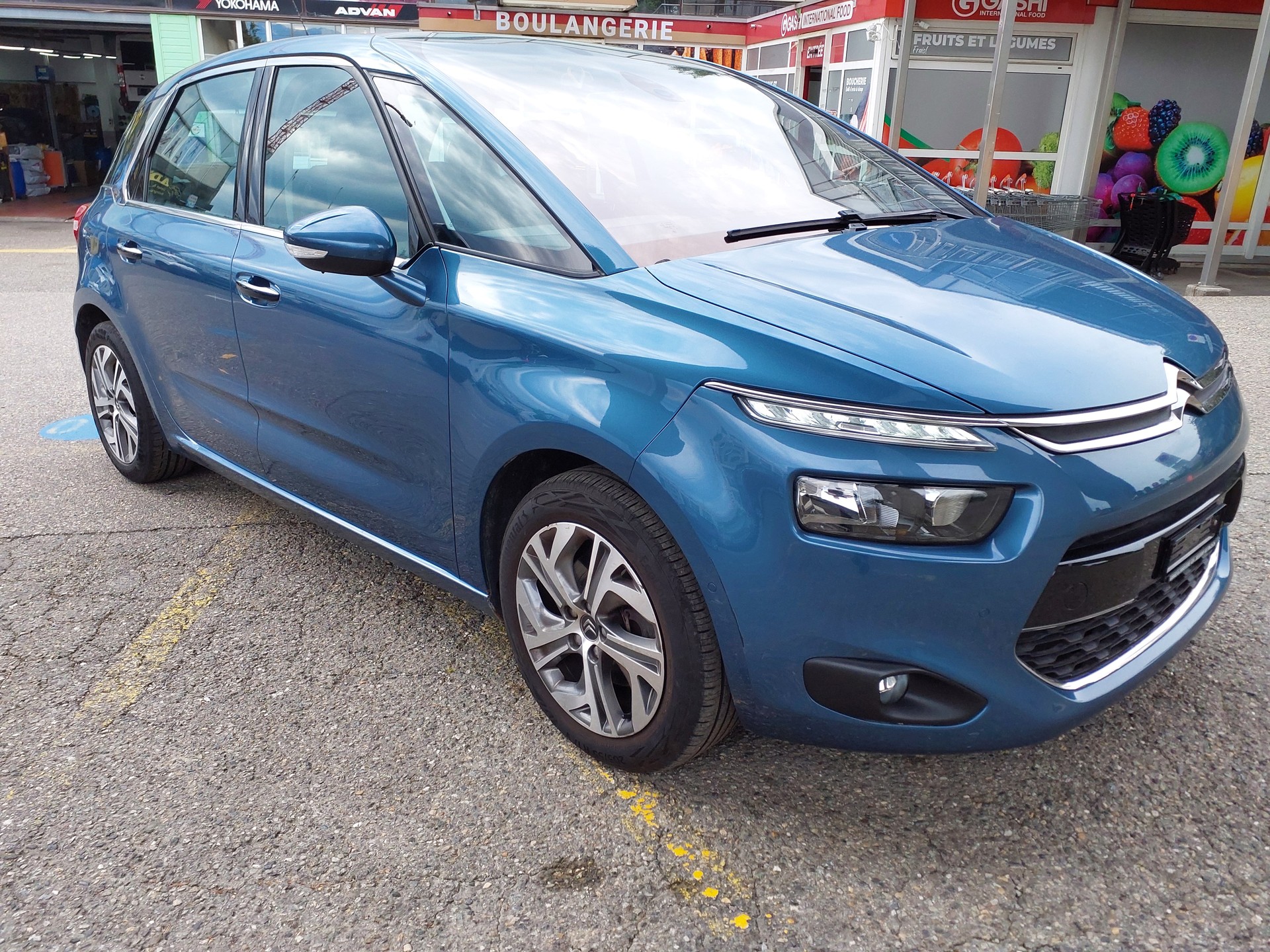 CITROEN C4 Picasso 2.0 BlueHDi Intensive Automatic-image-2