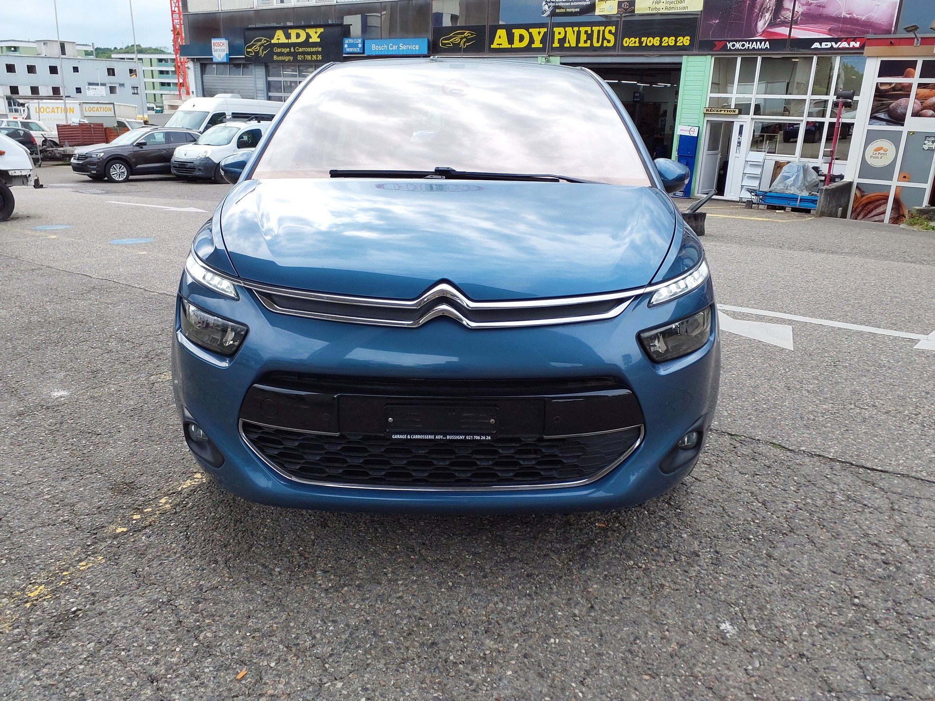CITROEN C4 Picasso 2.0 BlueHDi Intensive Automatic-image-1