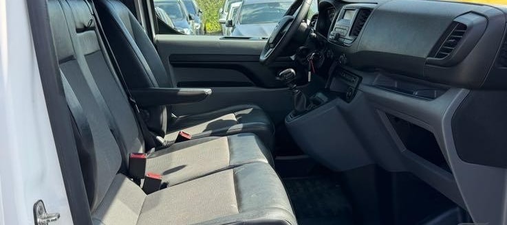 OPEL Vivaro Cargo 1.5 D Essentia s/s M-image-8