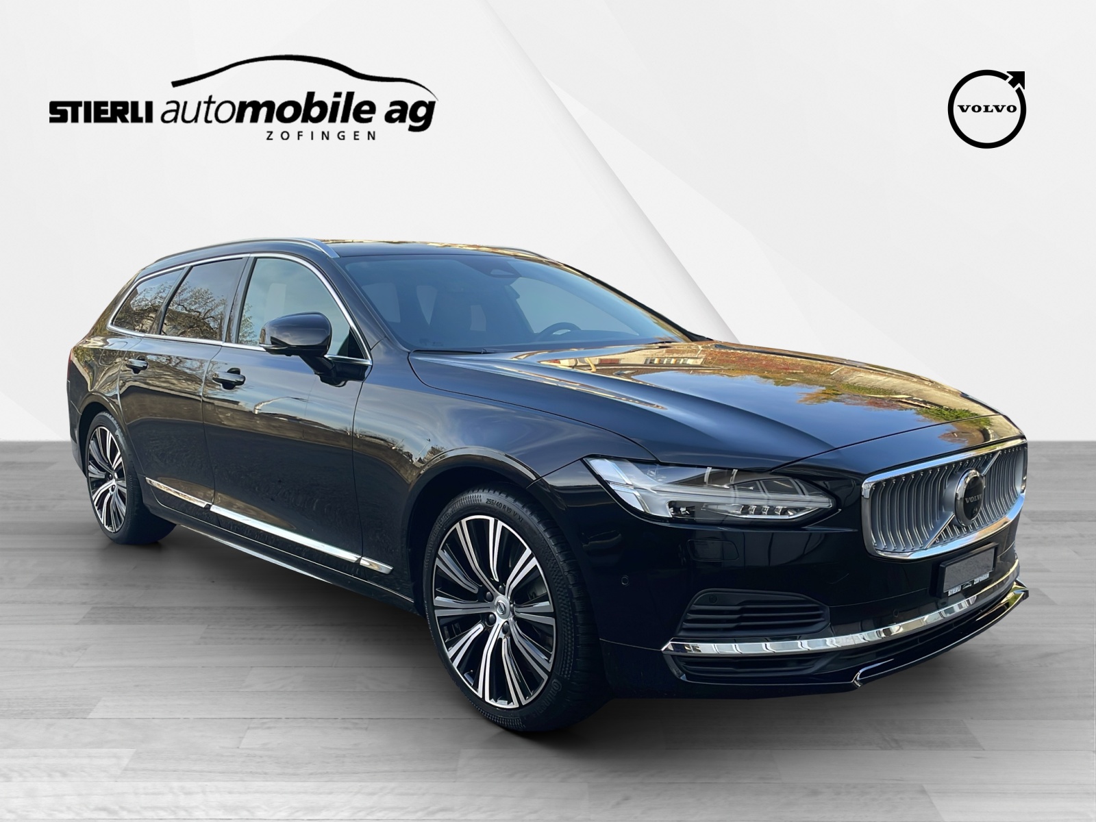 VOLVO V90 2.0 T6 TE Ultra Bright eAWD-showroom-element-2