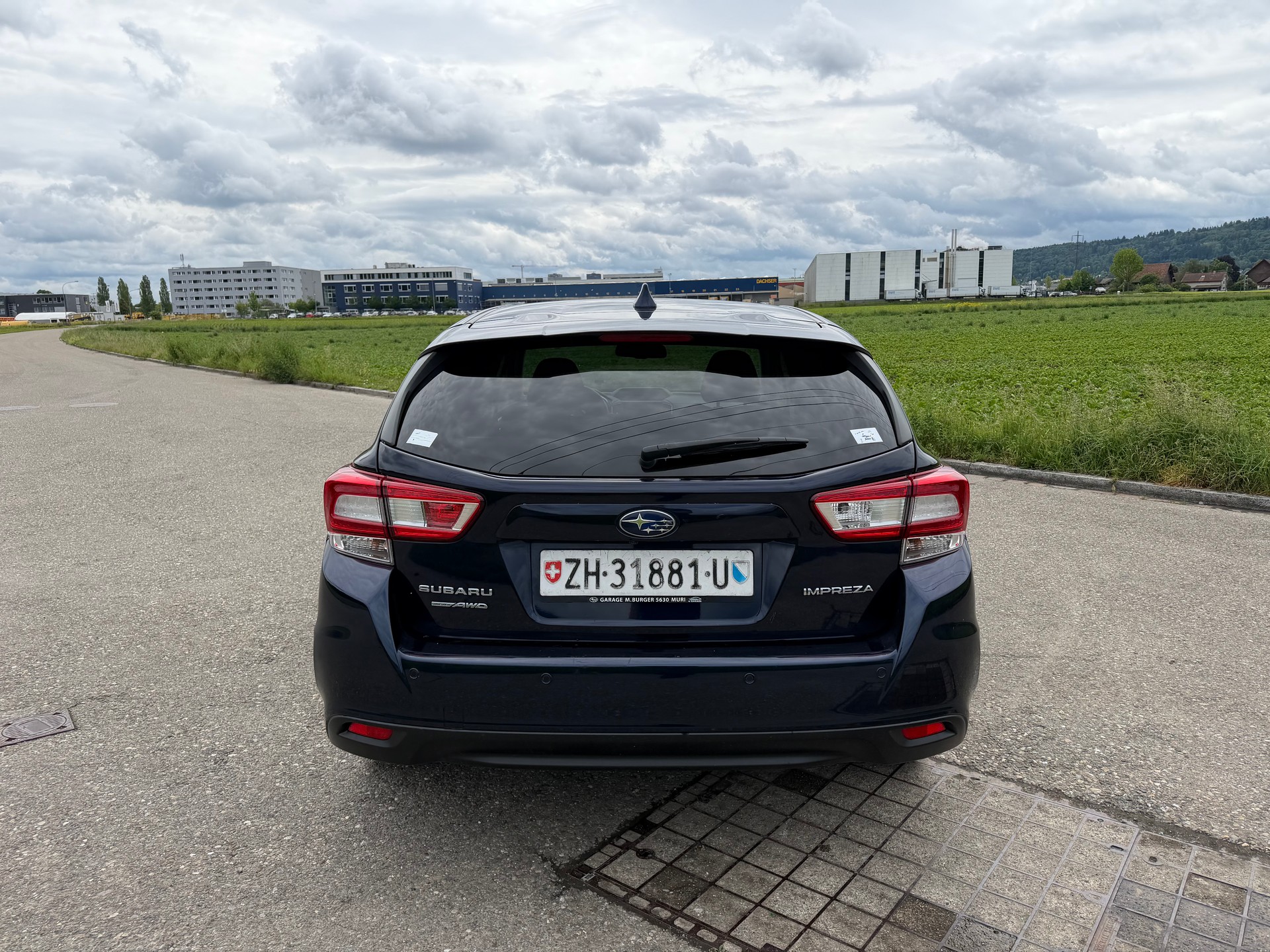 SUBARU Impreza 2.0 Luxury AWD Lineartronic-image-6