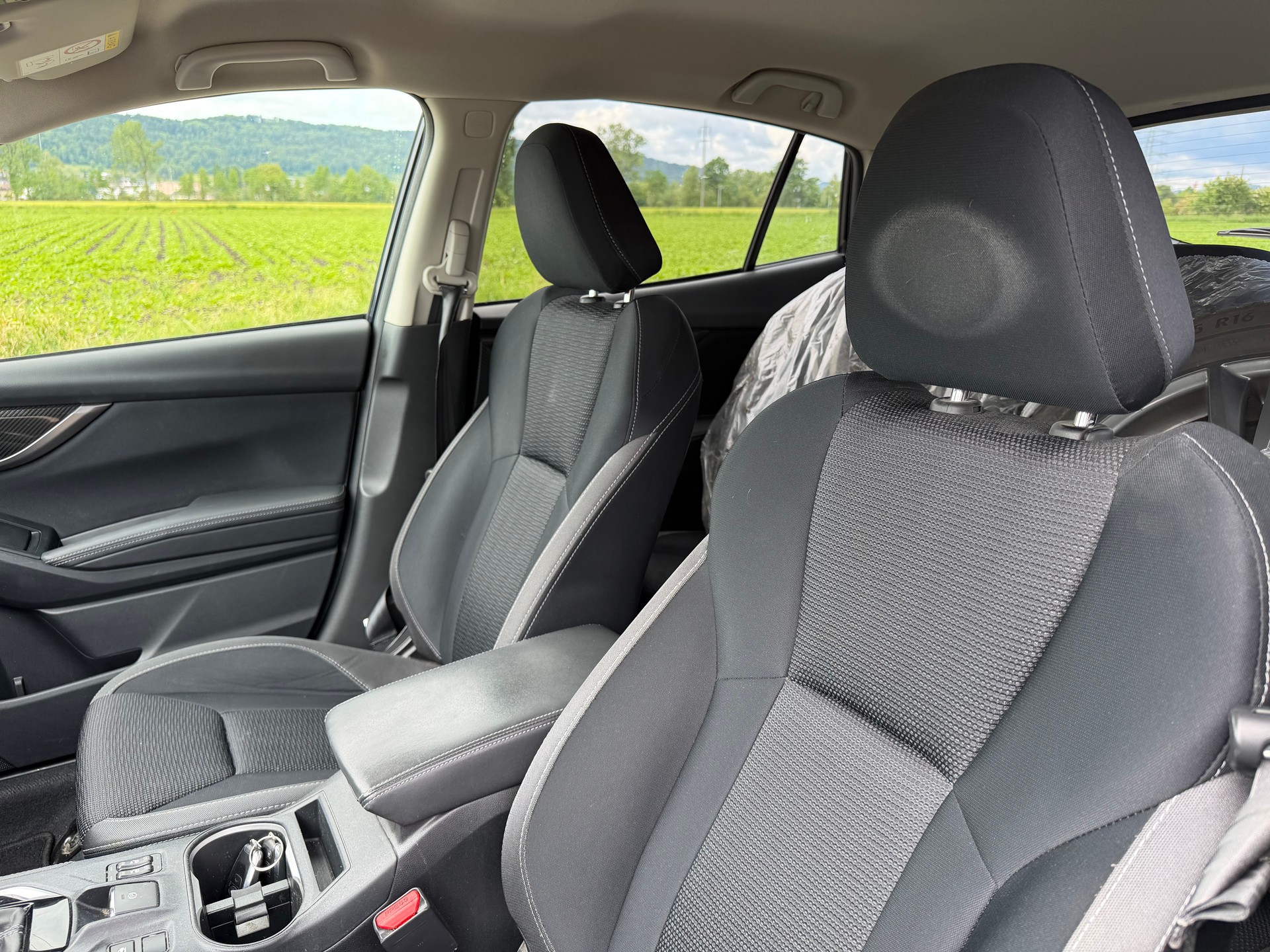 SUBARU Impreza 2.0 Luxury AWD Lineartronic-image-11
