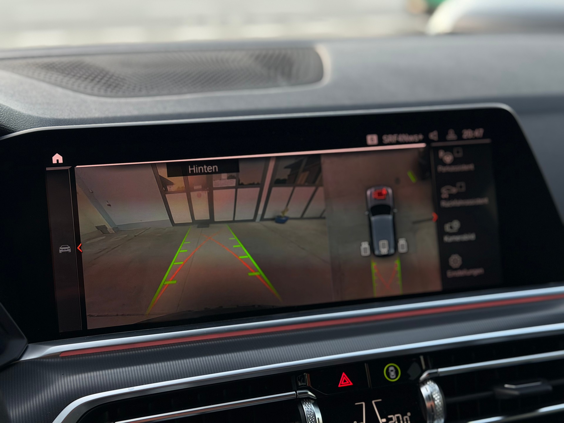 BMW X5 xDrive 48V 40i Steptronic-image-21