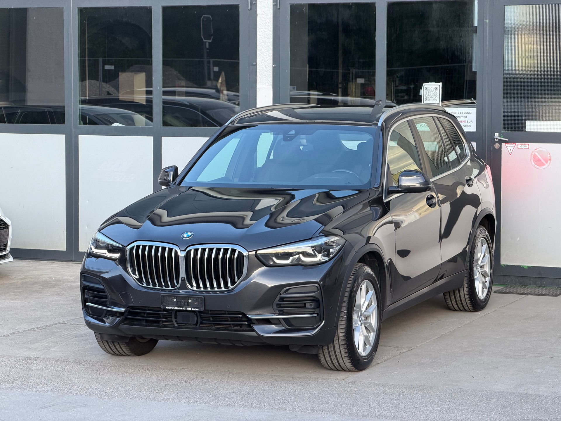 BMW X5 xDrive 48V 40i Steptronic-image-1