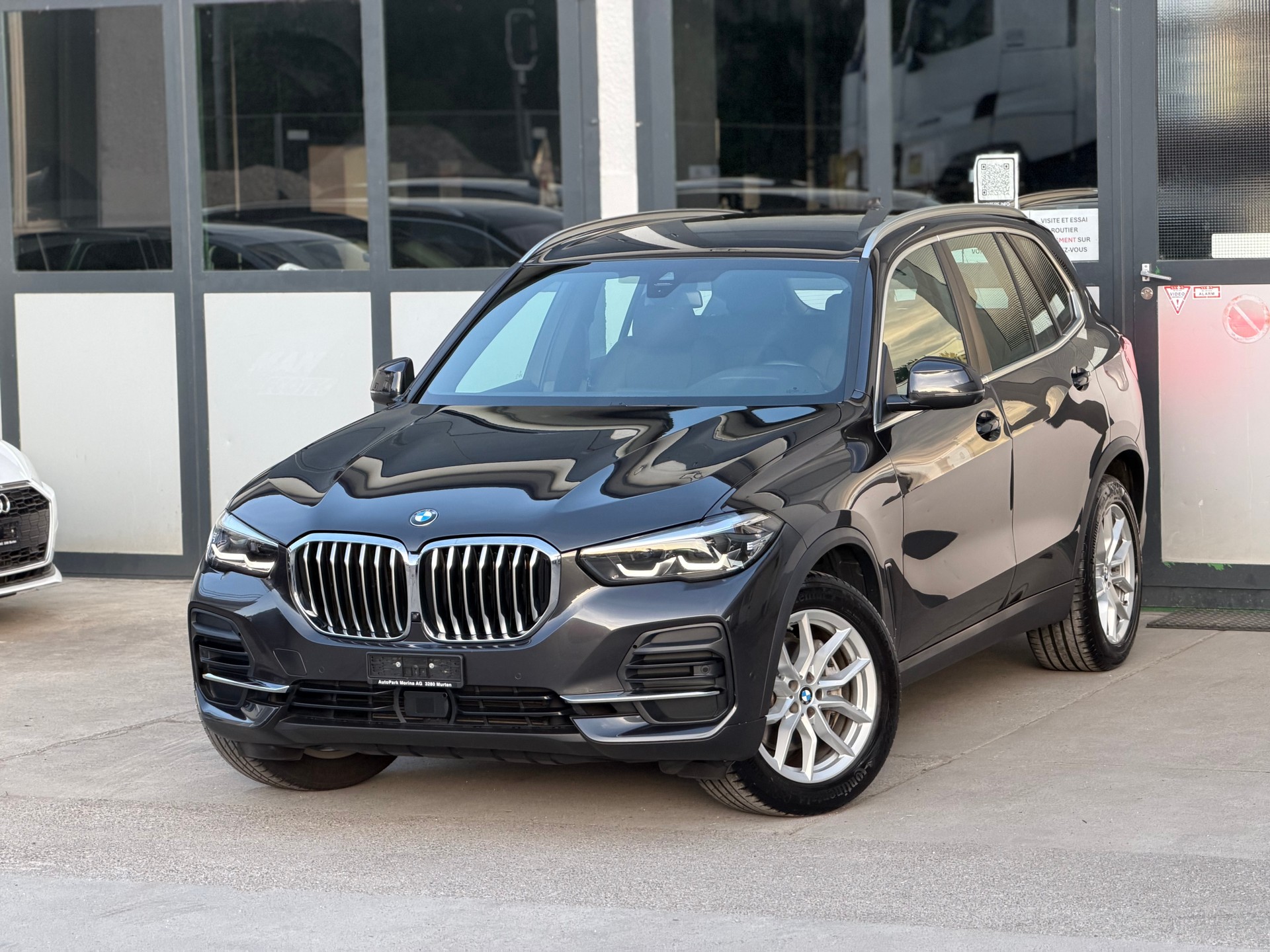 BMW X5 xDrive 48V 40i Steptronic-image-0