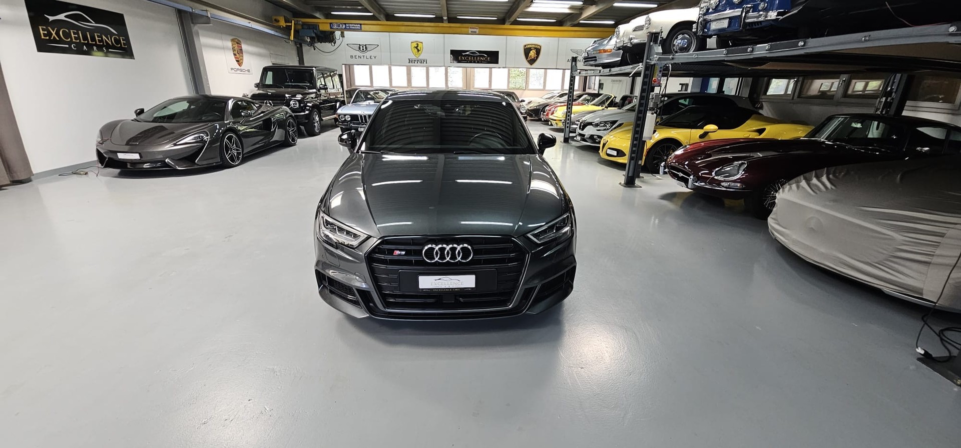 AUDI S3 Sportback 2.0 TFSI quattro S-tronic-showroom-element-1