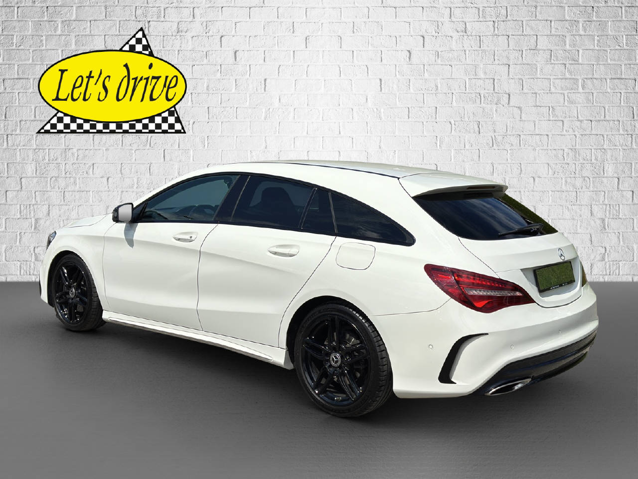 MERCEDES-BENZ CLA 250 AMG Line 4m Shooting Brake-showroom-element-3