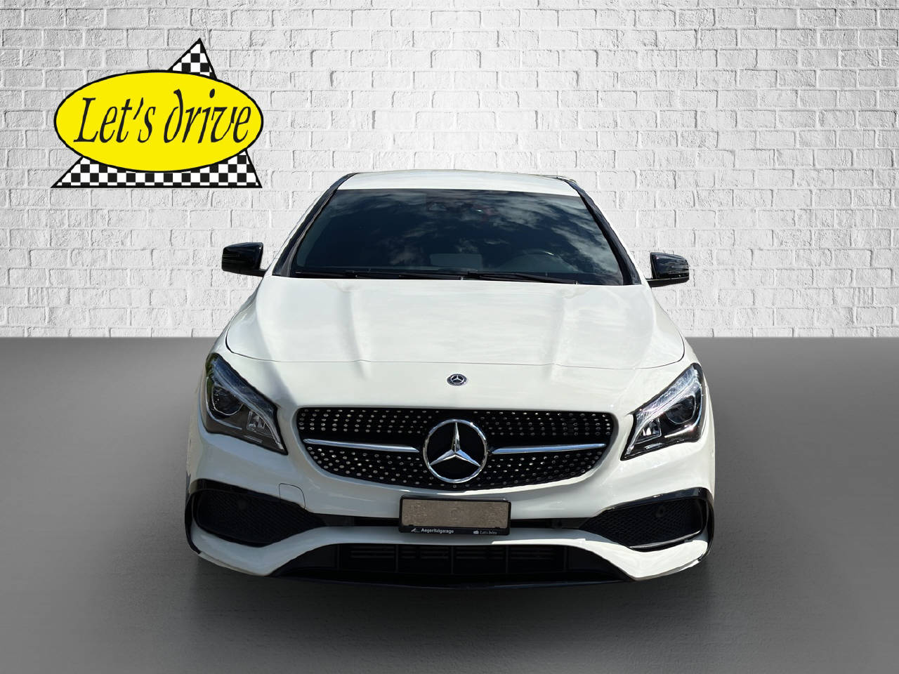 MERCEDES-BENZ CLA 250 AMG Line 4m Shooting Brake-showroom-element-1
