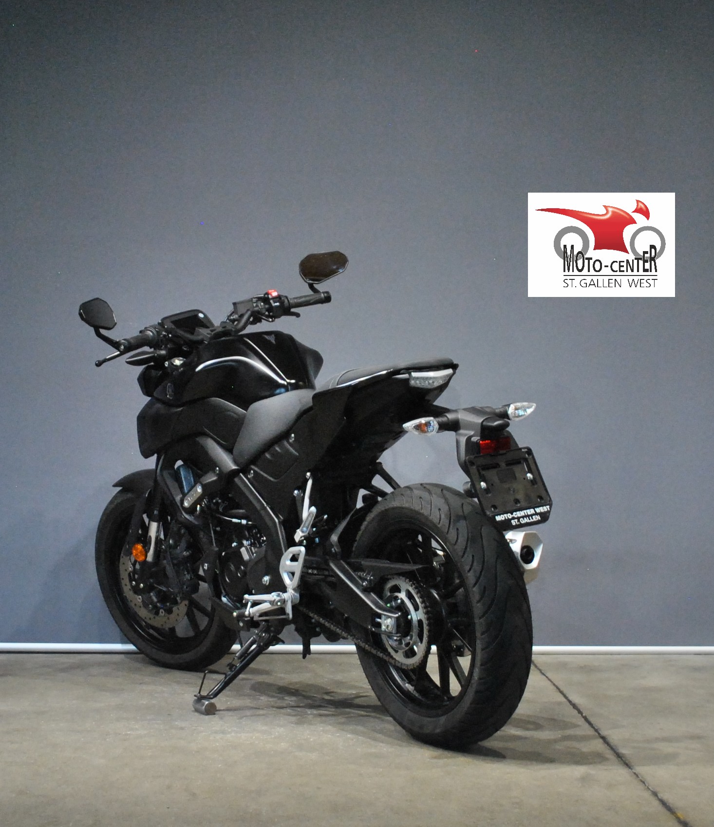 YAMAHA MT-125 ABS-showroom-element-3