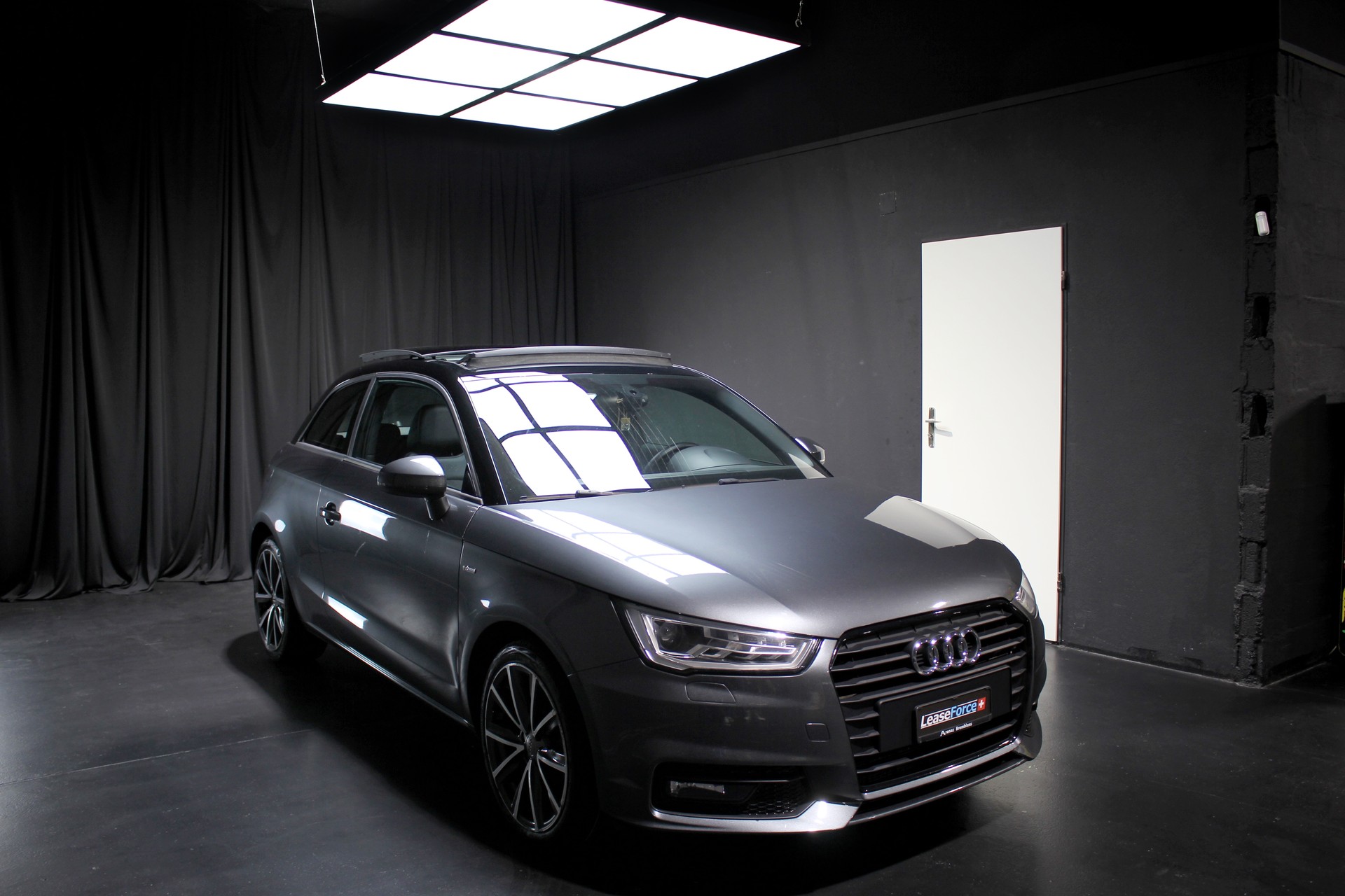 AUDI A1 1.4 TFSI Sport S-tronic-image-5