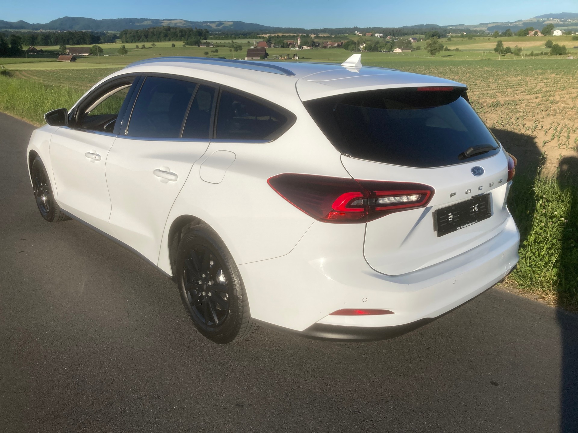 FORD Focus 1.0 MHEV Titanium X Automat-image-3
