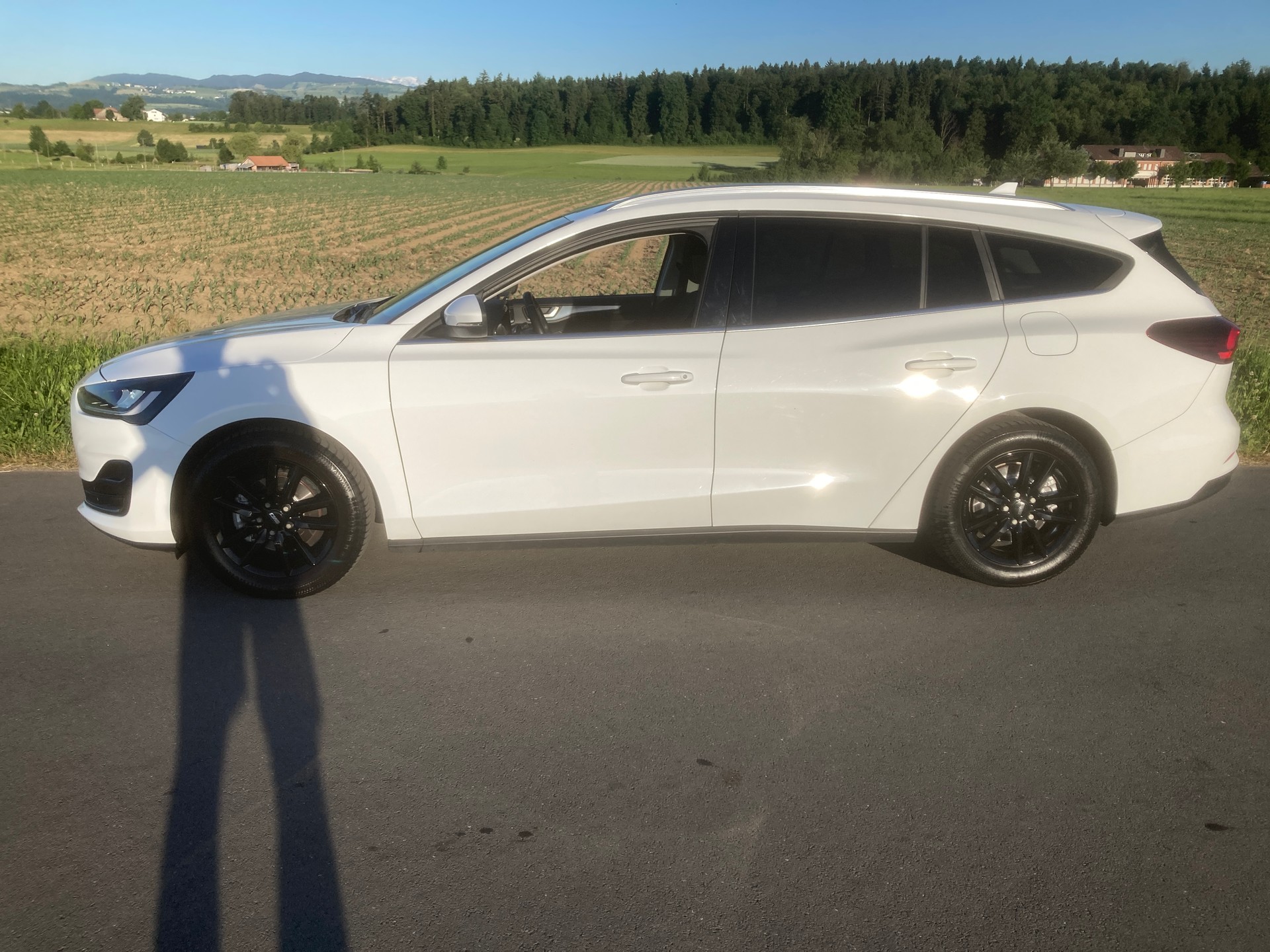 FORD Focus 1.0 MHEV Titanium X Automat-image-4