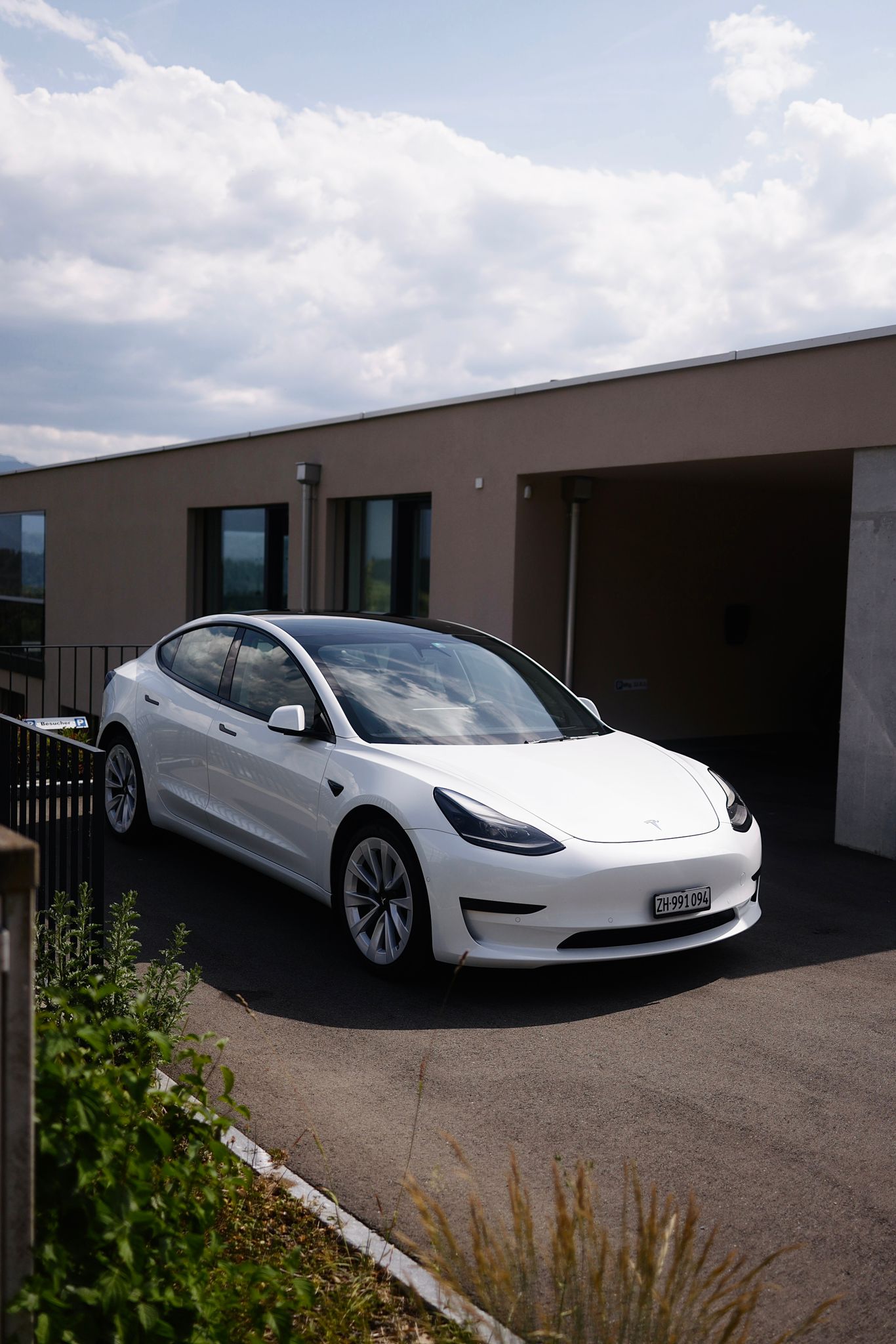TESLA Standart Range Plus
