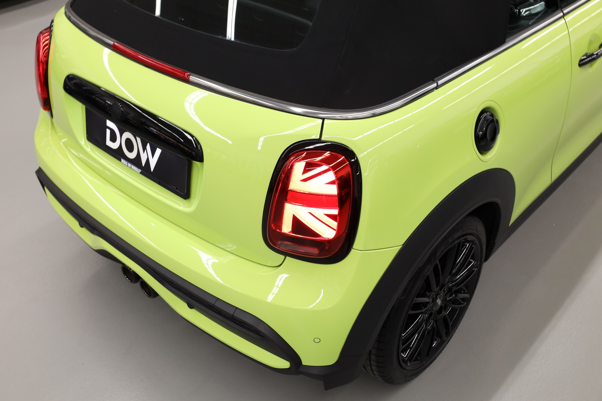 MINI Cabrio F57 2.0i Cooper S SDKG-image-8
