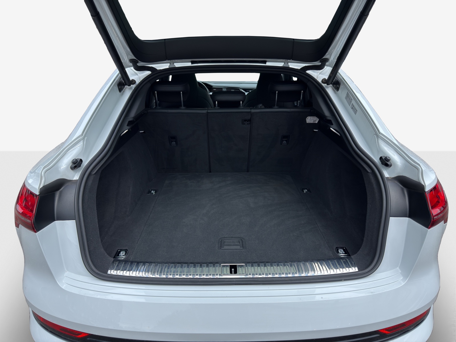 AUDI e-tron 50 Sportback S Line Attraction quattro-image-12