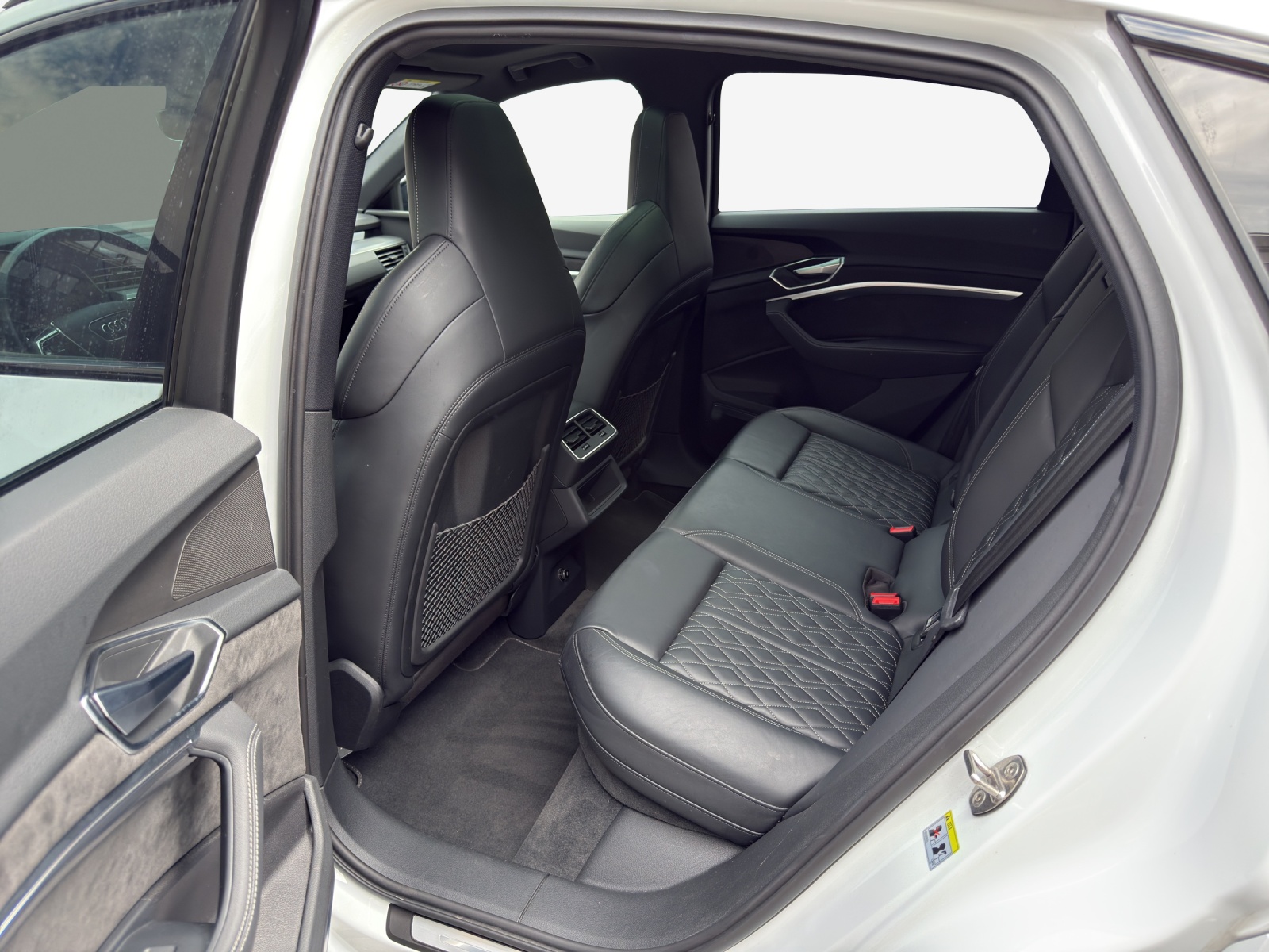 AUDI e-tron 50 Sportback S Line Attraction quattro-image-11