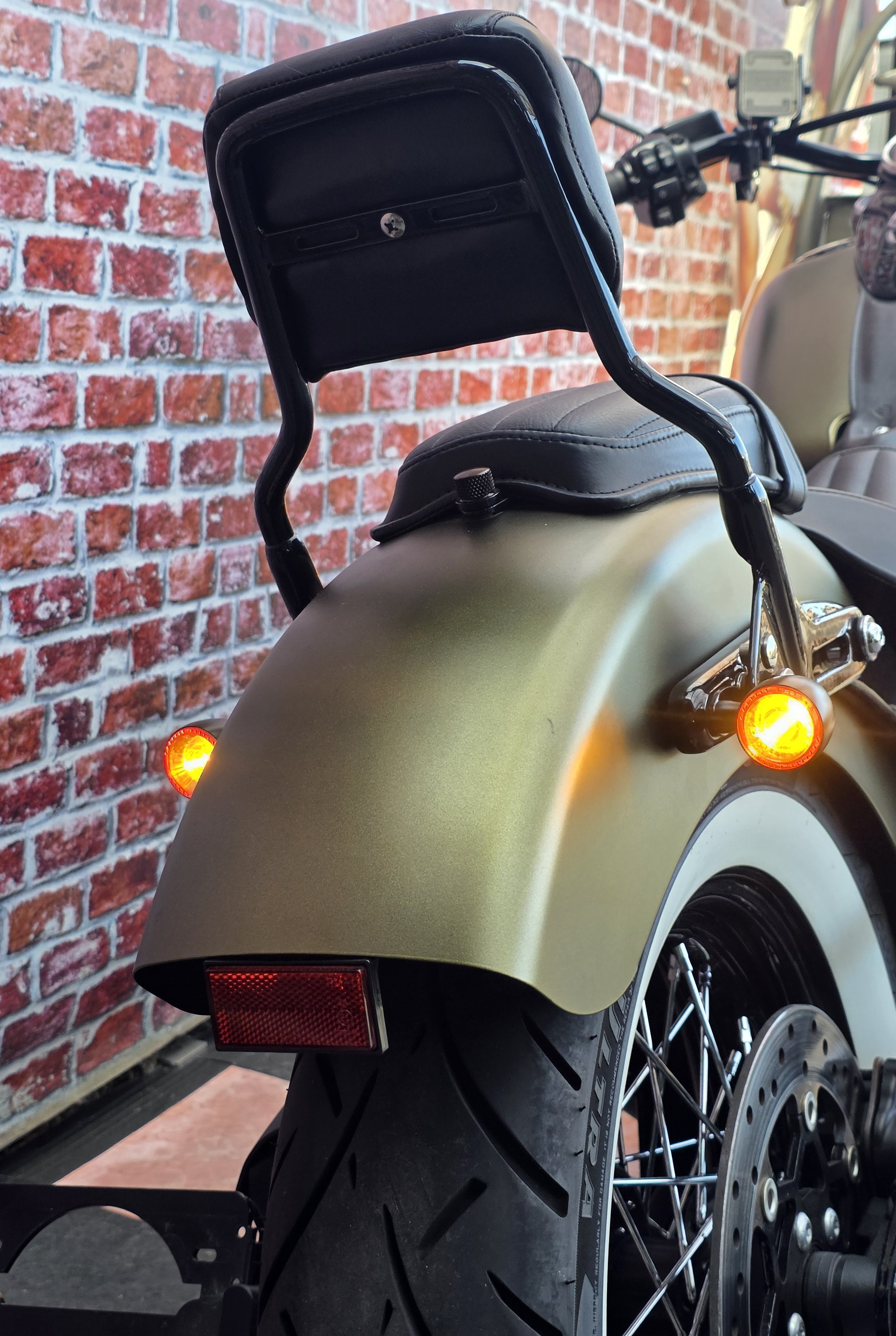 HARLEY-DAVIDSON FLSS Softail Slim S110 ABS-image-13