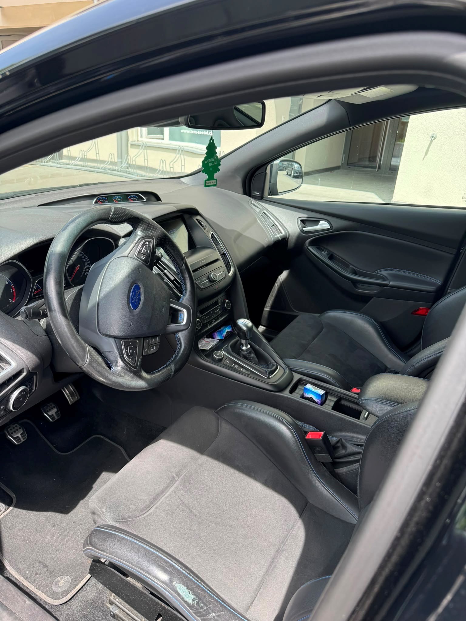 FORD Focus 2.3 EcoBoost RS AWD-image-4