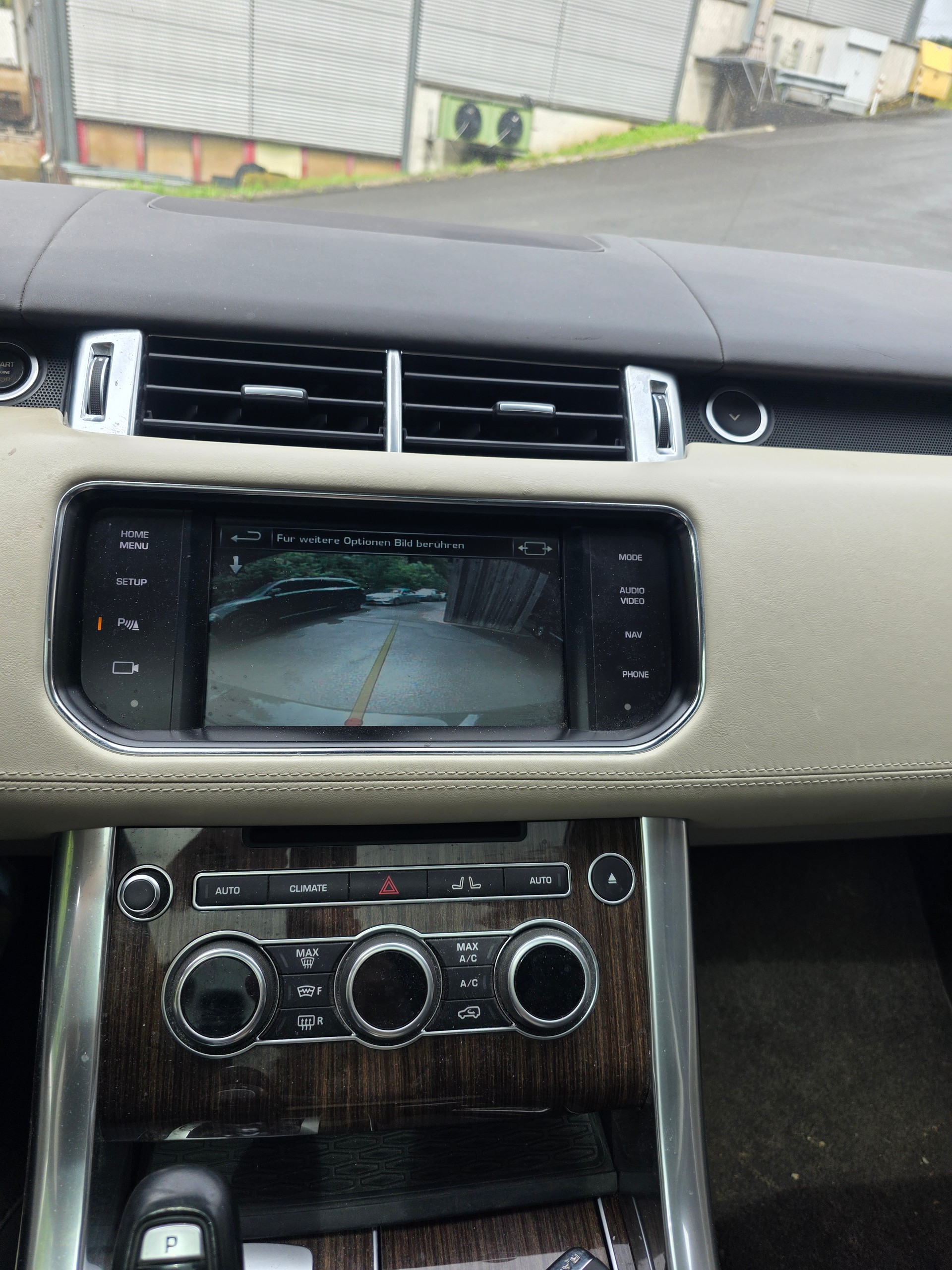 LAND ROVER Range Rover Sport 3.0 SDV6 Hybrid HSE Dynamic Aut.-image-13