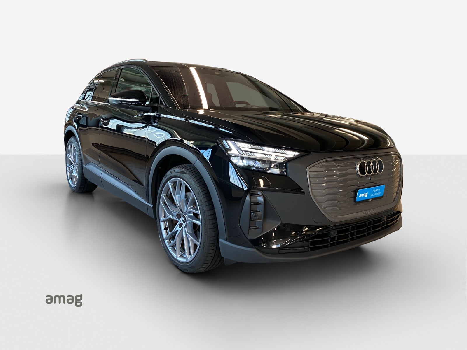 AUDI Q4 e-tron 40-image-6