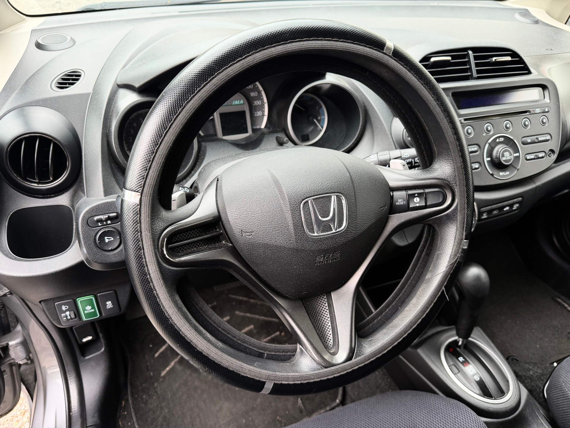 HONDA Jazz 1.3i Hybrid Exclusive CVT-image-9