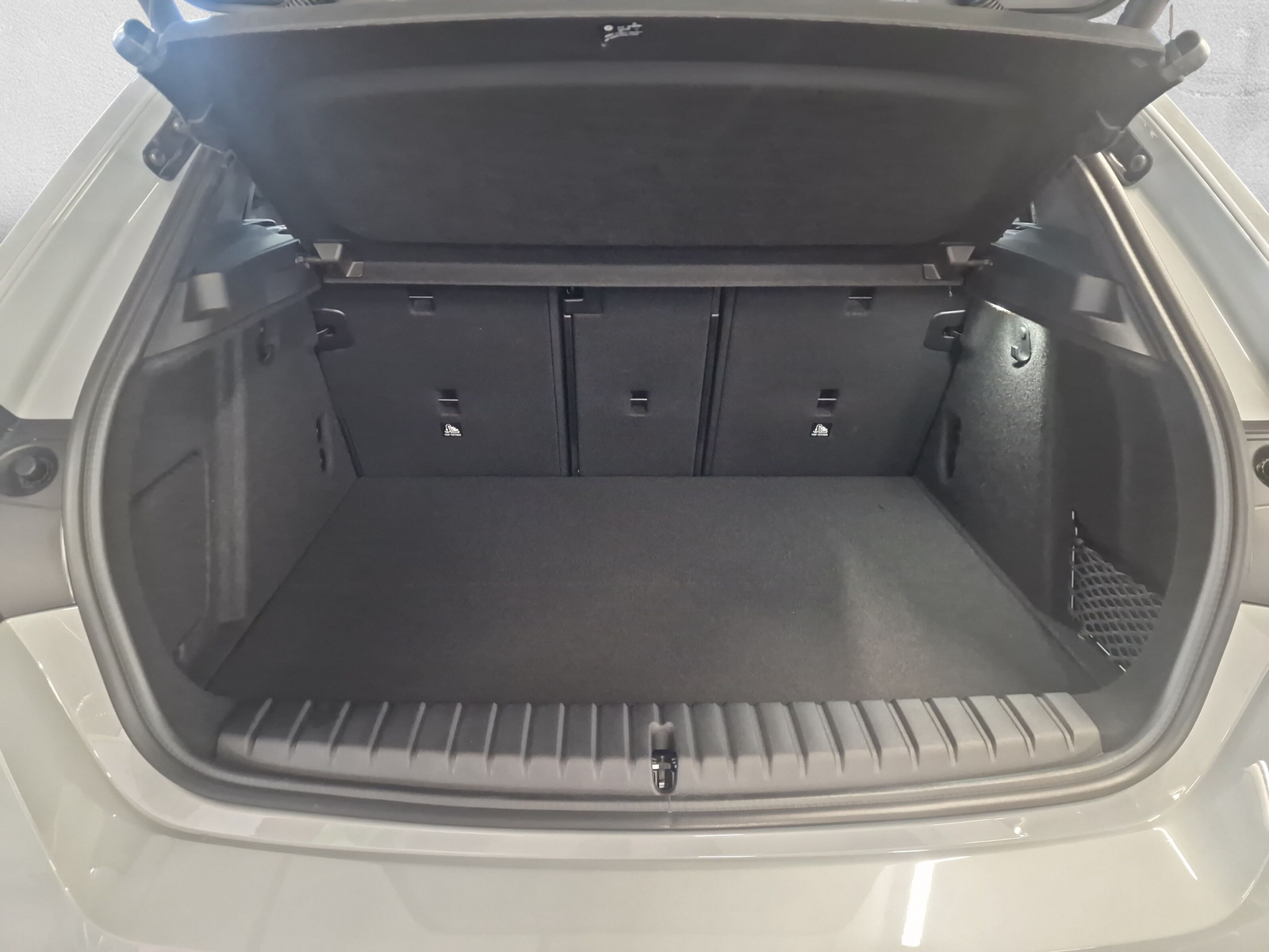 BMW 123 xDrive M Sport Pro Steptronic-image-10