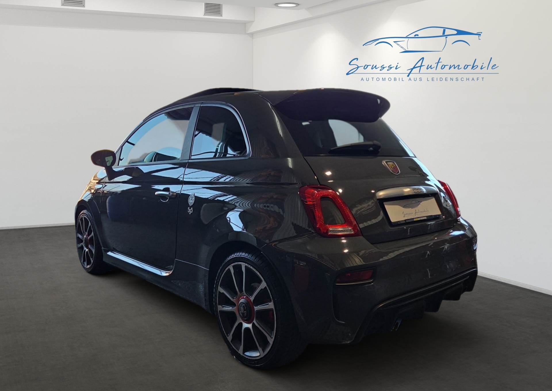 FIAT 595 1.4 16V Turbo Abarth Turismo-image-3