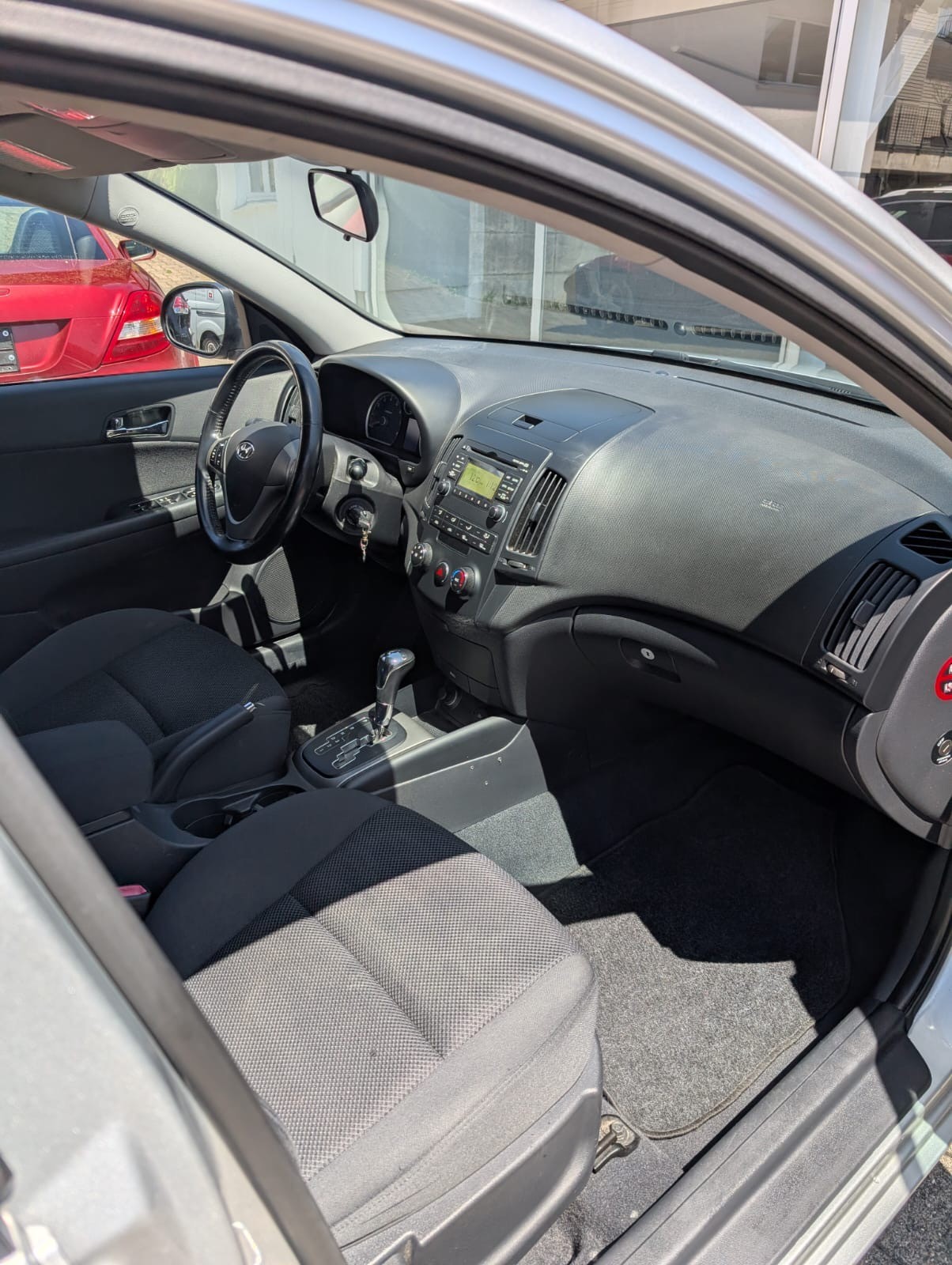 HYUNDAI i30 Wagon 1.6 Style Automatic-image-6