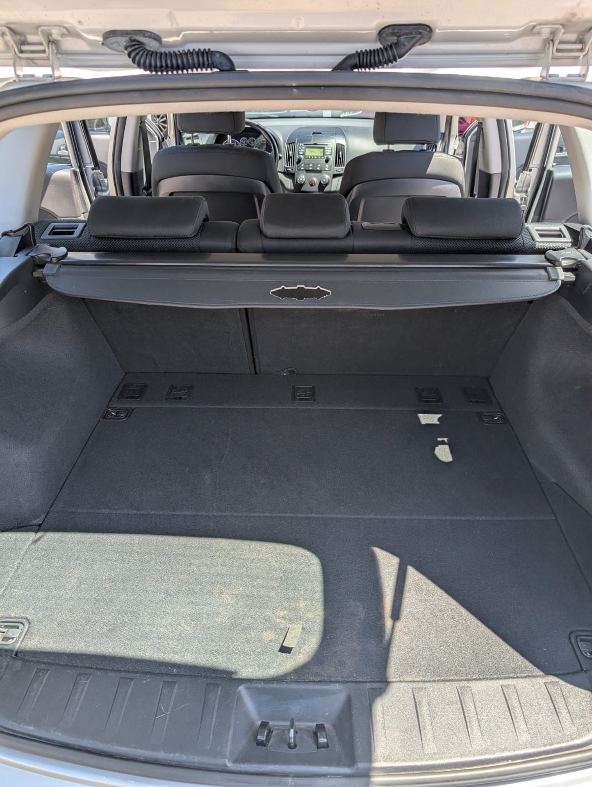HYUNDAI i30 Wagon 1.6 Style Automatic-image-9