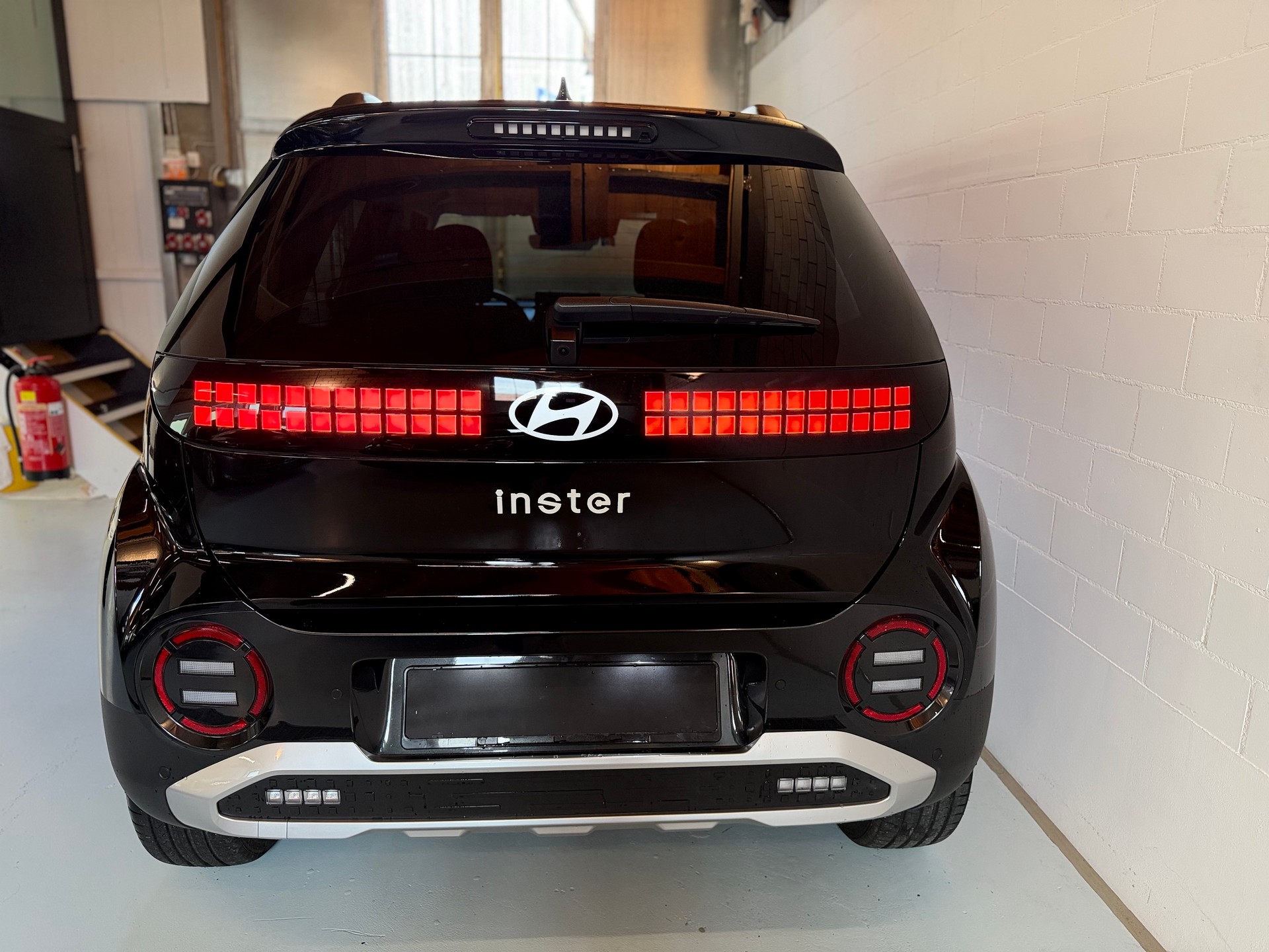 HYUNDAI Inster 49kWh Vertex-image-5