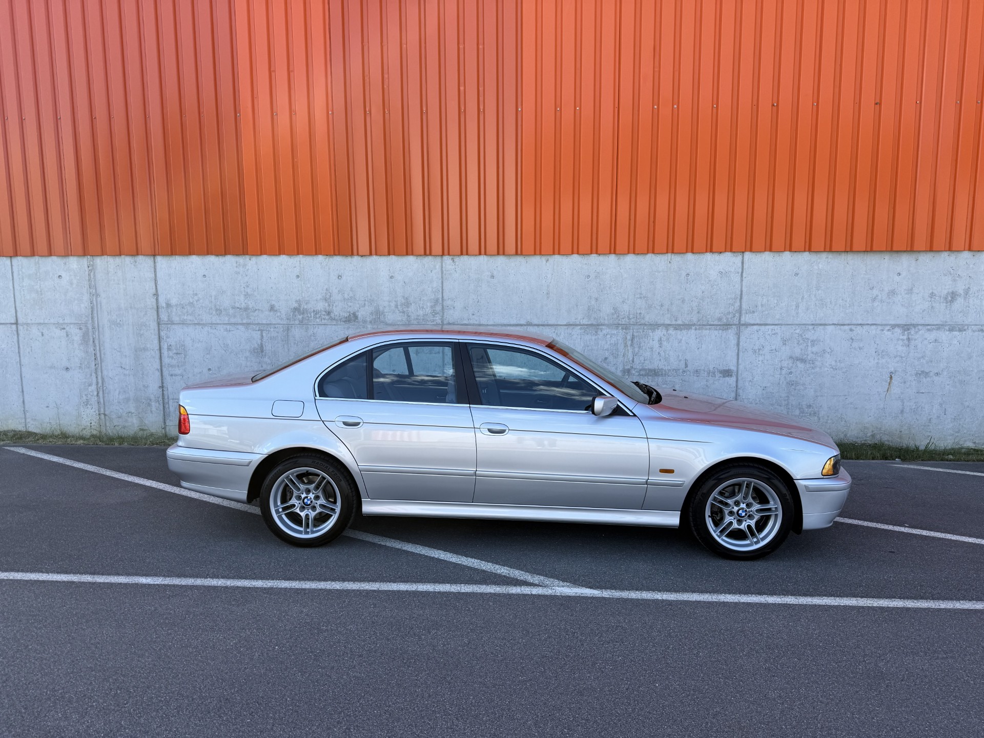 BMW 520i E39 Facelift *SAMMLERZUSTAND*-image-2