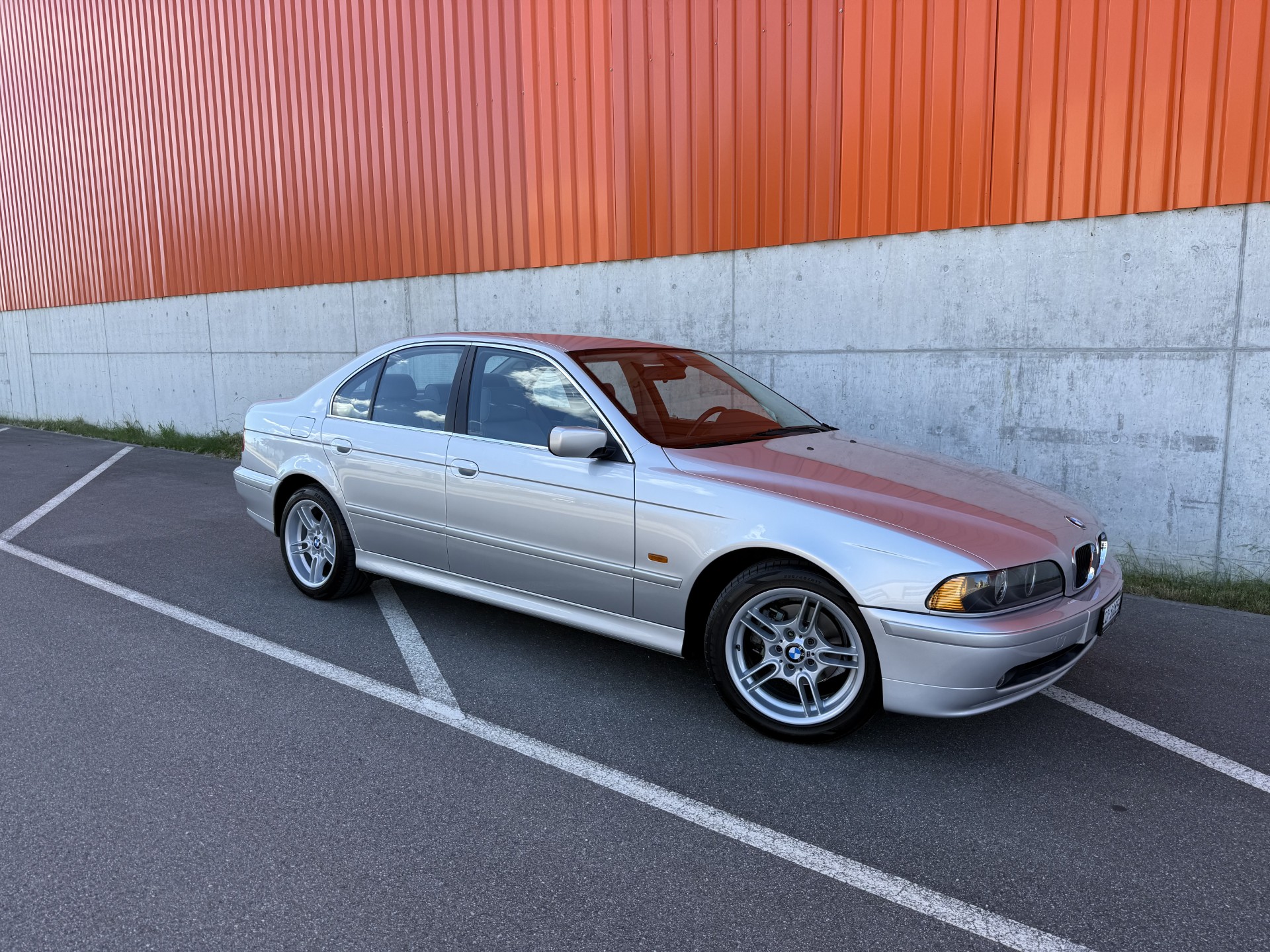 BMW 520i E39 Facelift *SAMMLERZUSTAND*-image-1