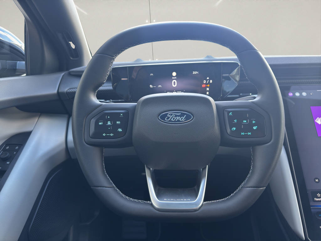 FORD Explorer Extended Range Premium AWD 0.99% Leasing-image-12