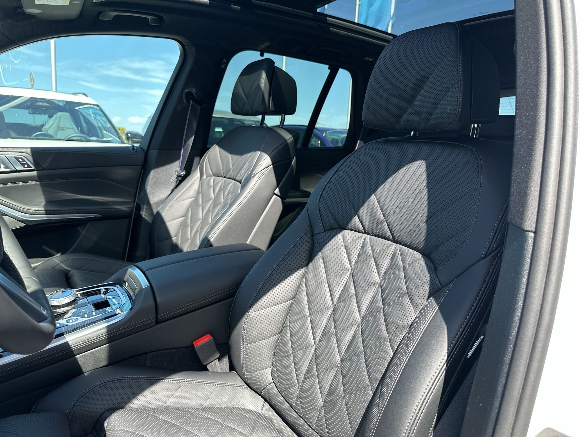 BMW X5 xDrive 50e M Sport Pro Steptronic-image-9