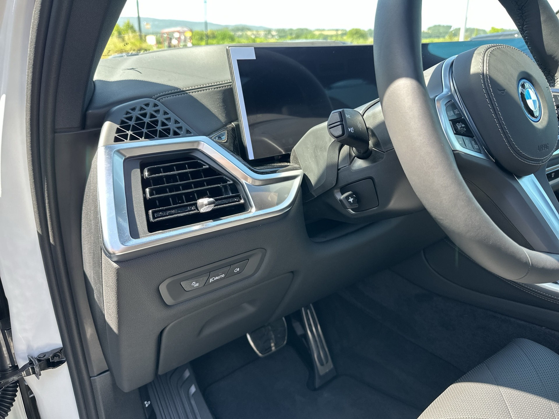 BMW X5 xDrive 50e M Sport Pro Steptronic-image-18