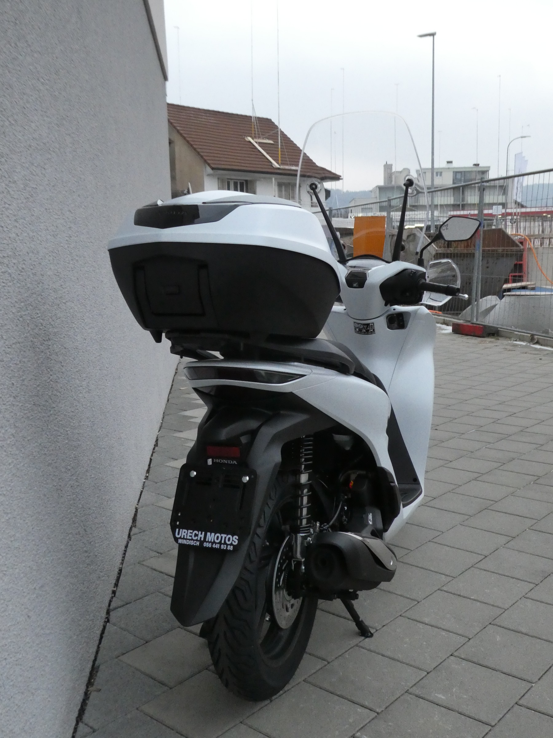 HONDA SH 350-showroom-element-3