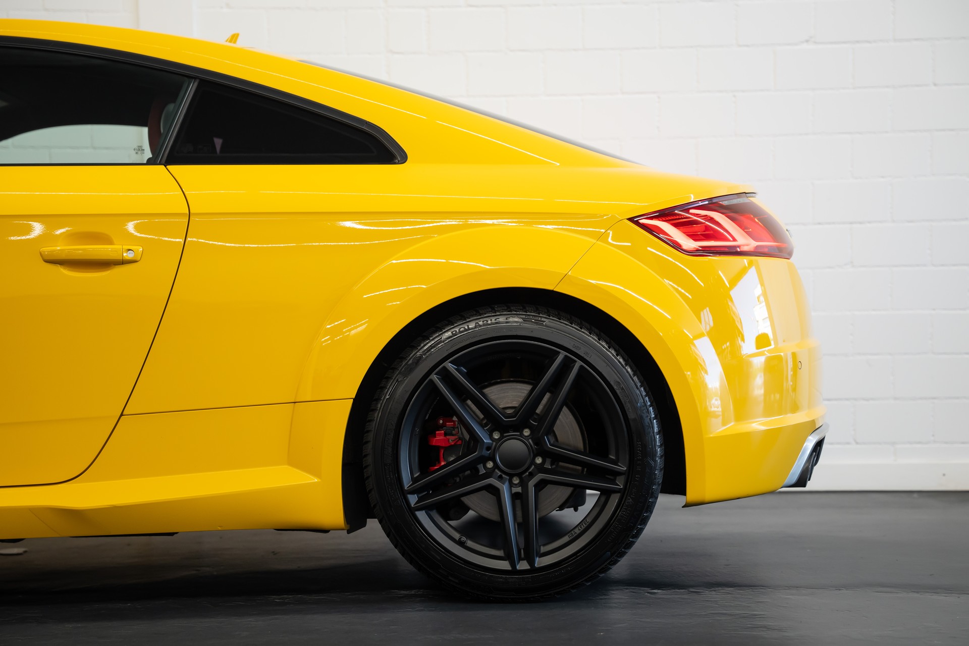 AUDI TTS Coupé 2.0 TFSI quattro S-tronic-image-13