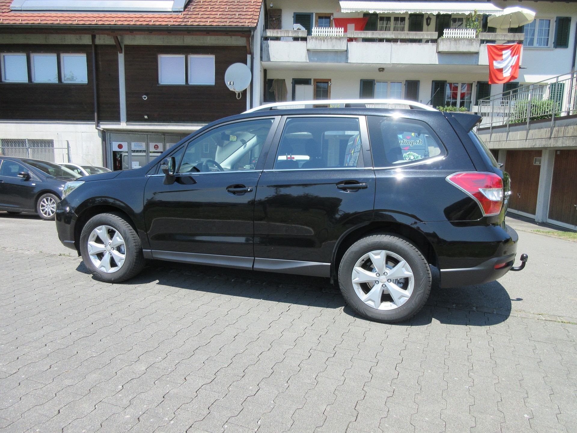SUBARU Forester 2.0i Advantage Lineartronic-image-1