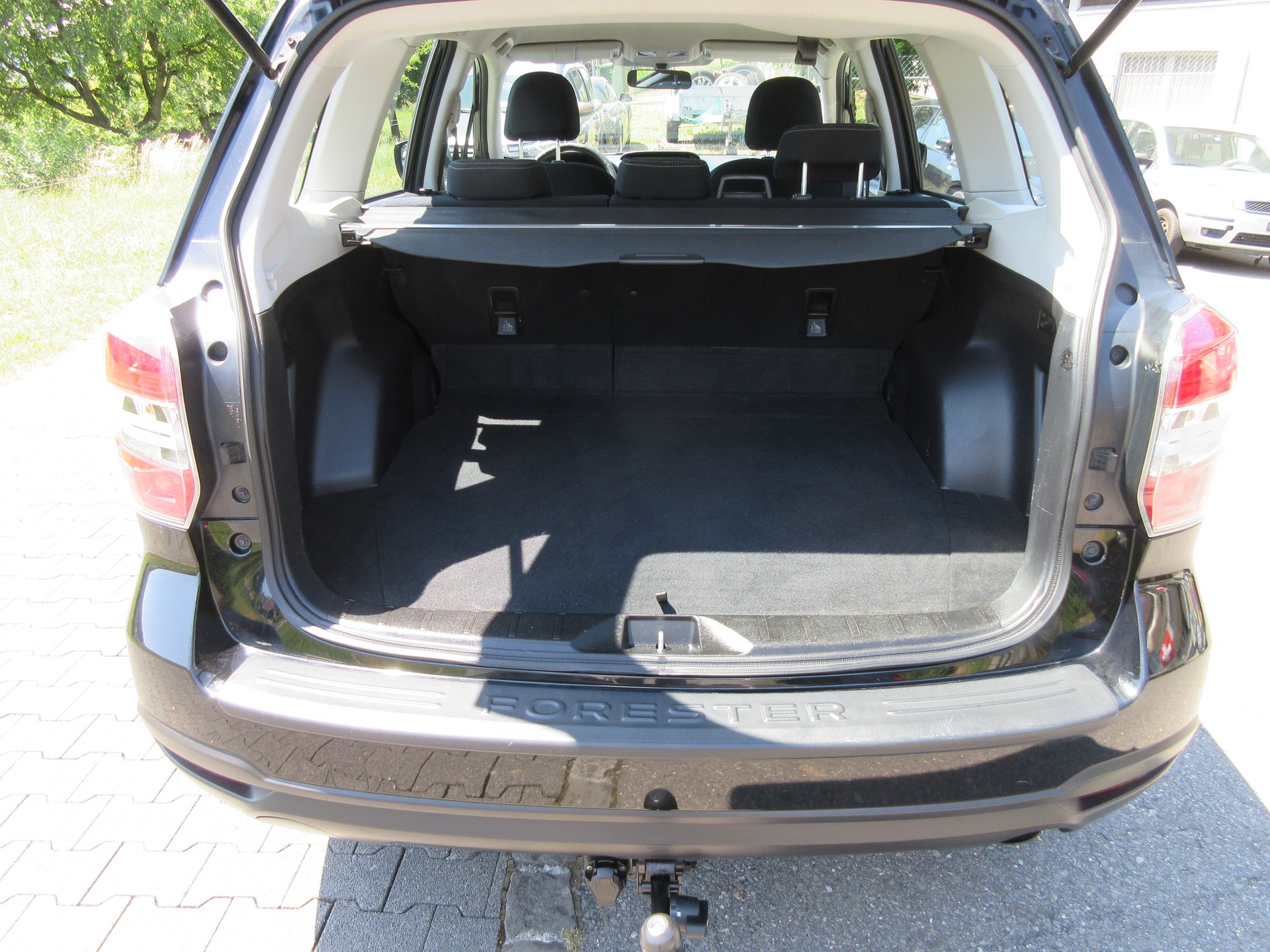 SUBARU Forester 2.0i Advantage Lineartronic-image-9