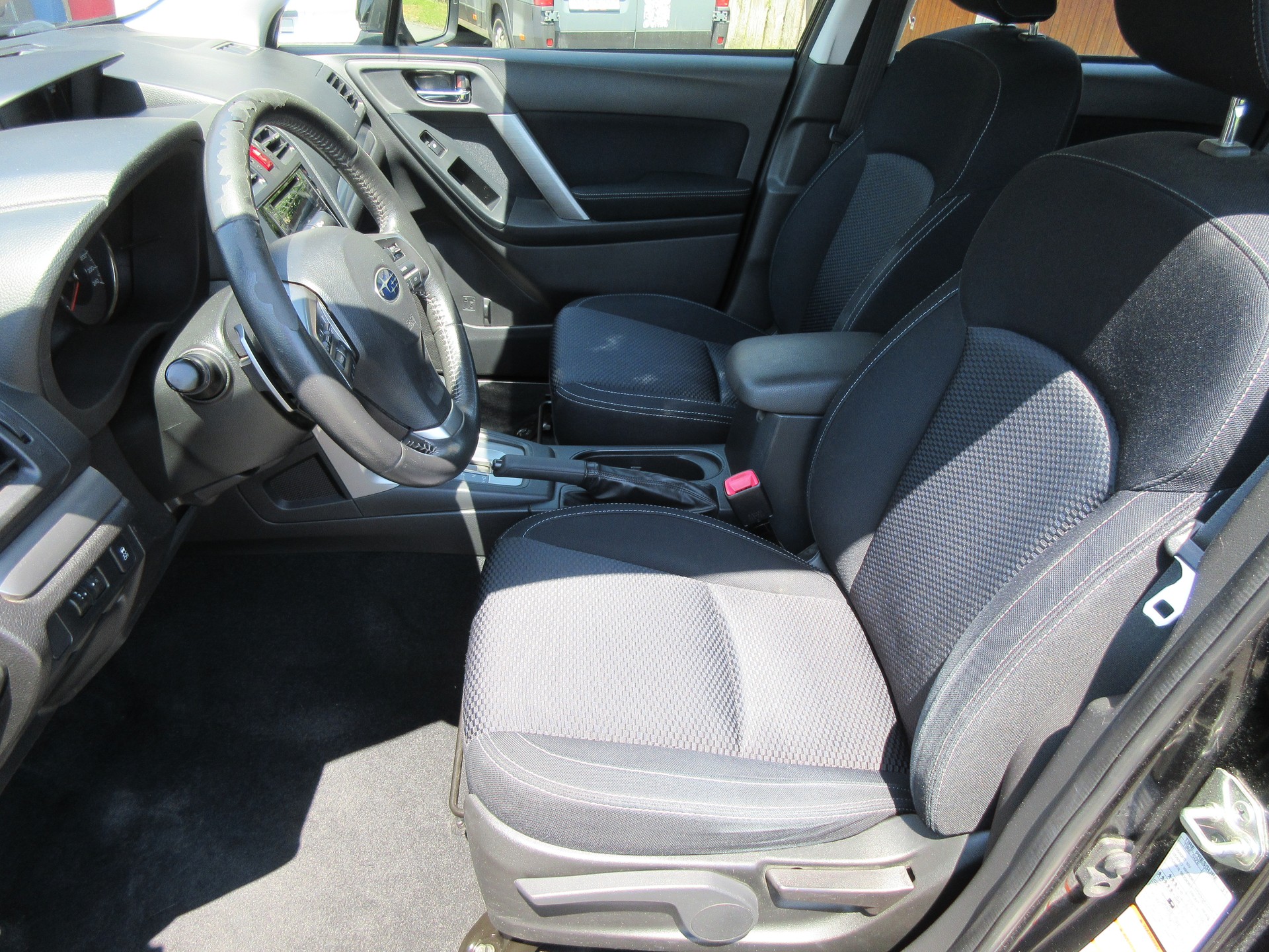 SUBARU Forester 2.0i Advantage Lineartronic-image-11