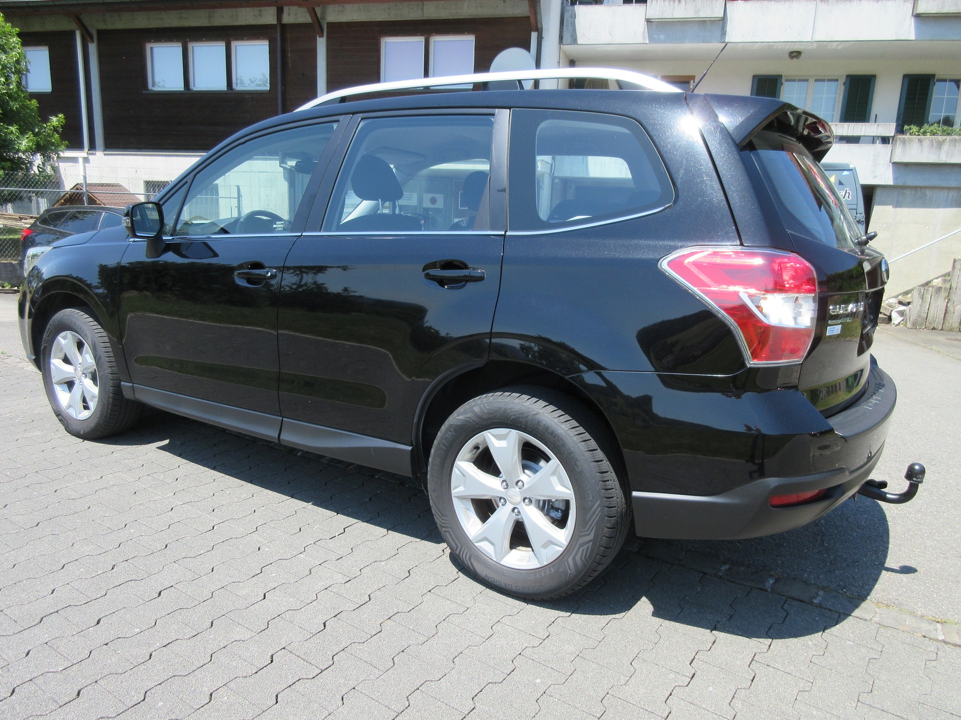SUBARU Forester 2.0i Advantage Lineartronic-image-4
