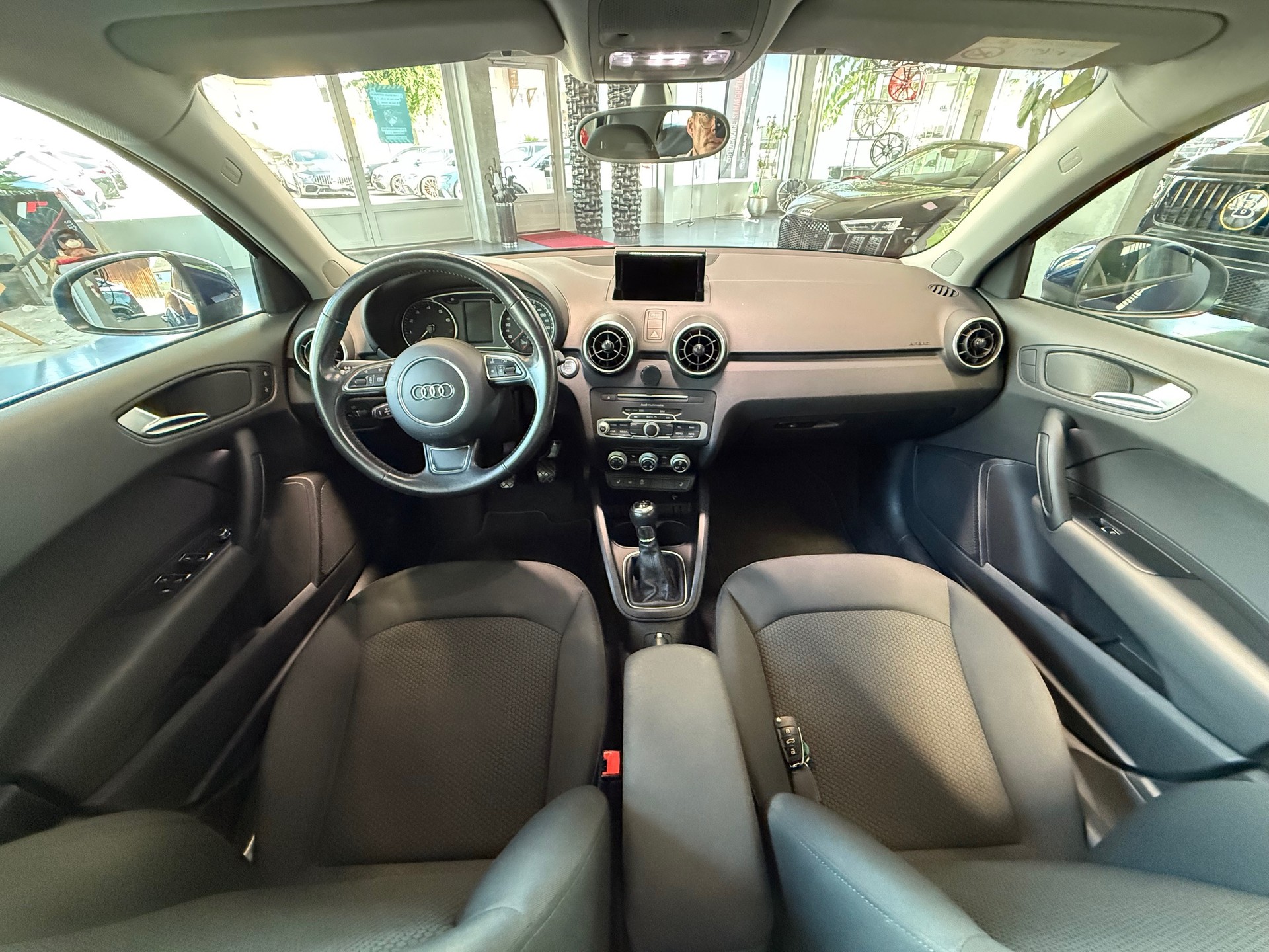 AUDI A1 Sportback 1.0 TFSI Sport-image-11