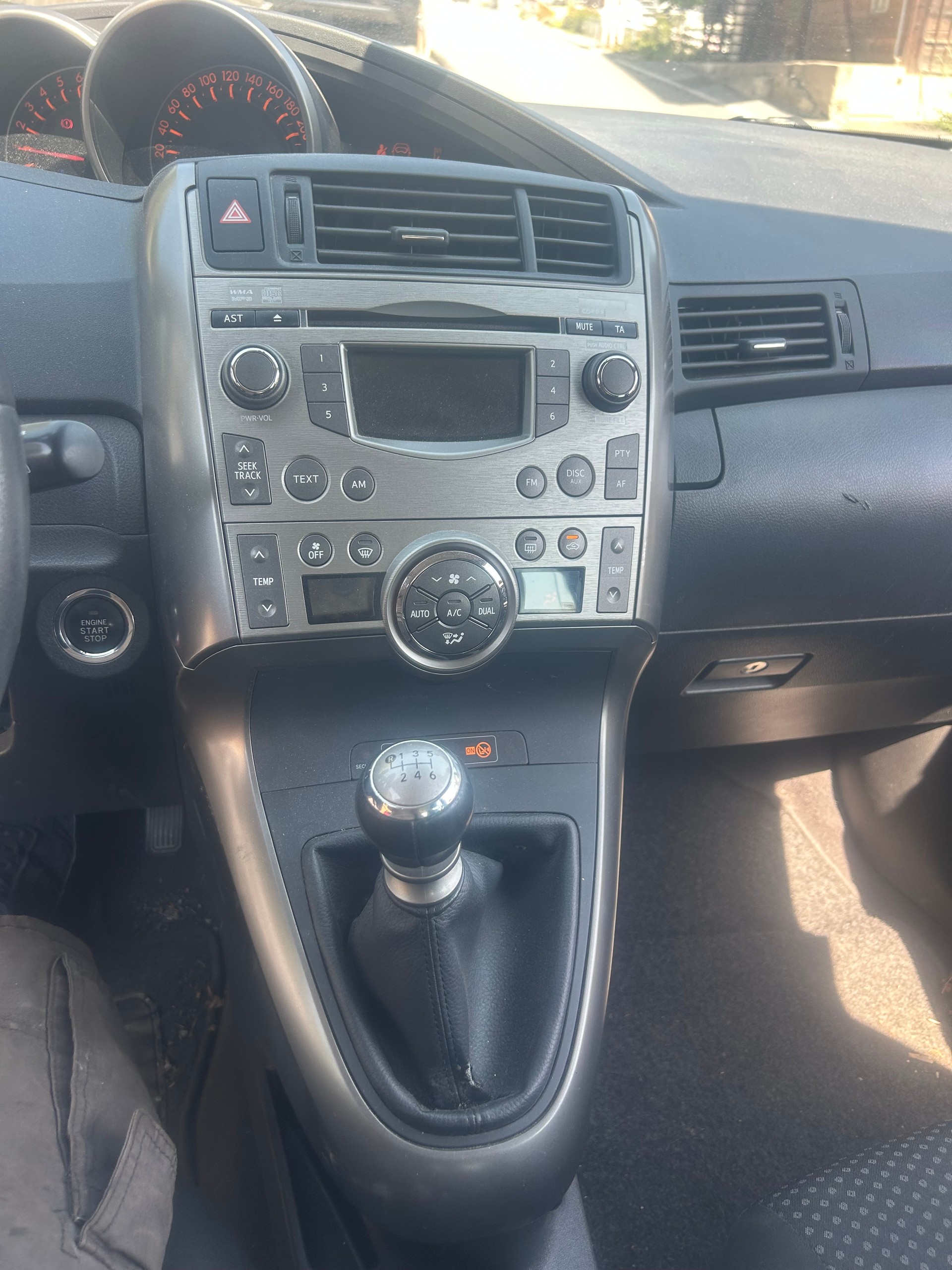 TOYOTA Verso 1.8 Linea Terra-image-8