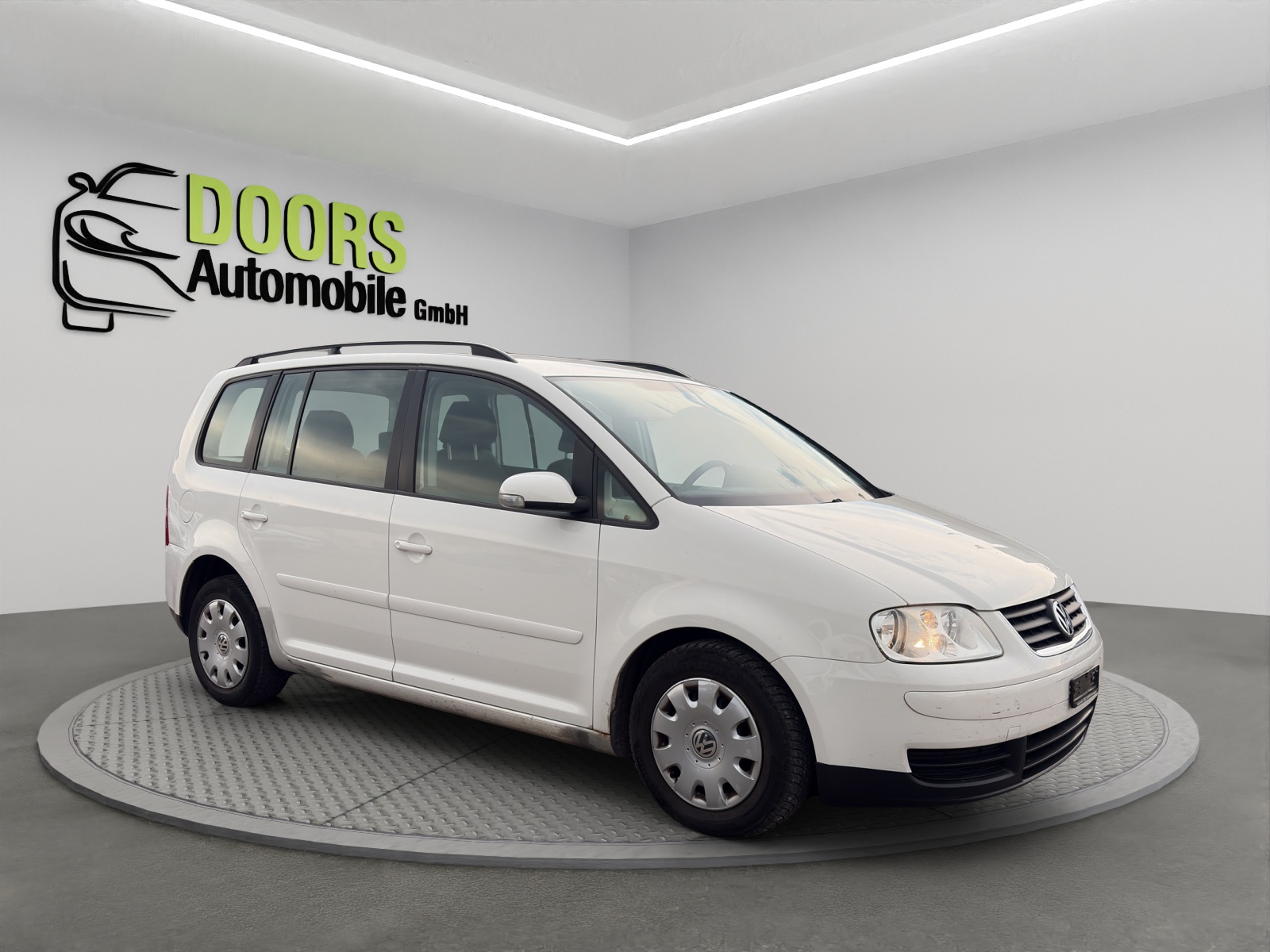 VW Touran 2.0 TDI Trendline-image-0