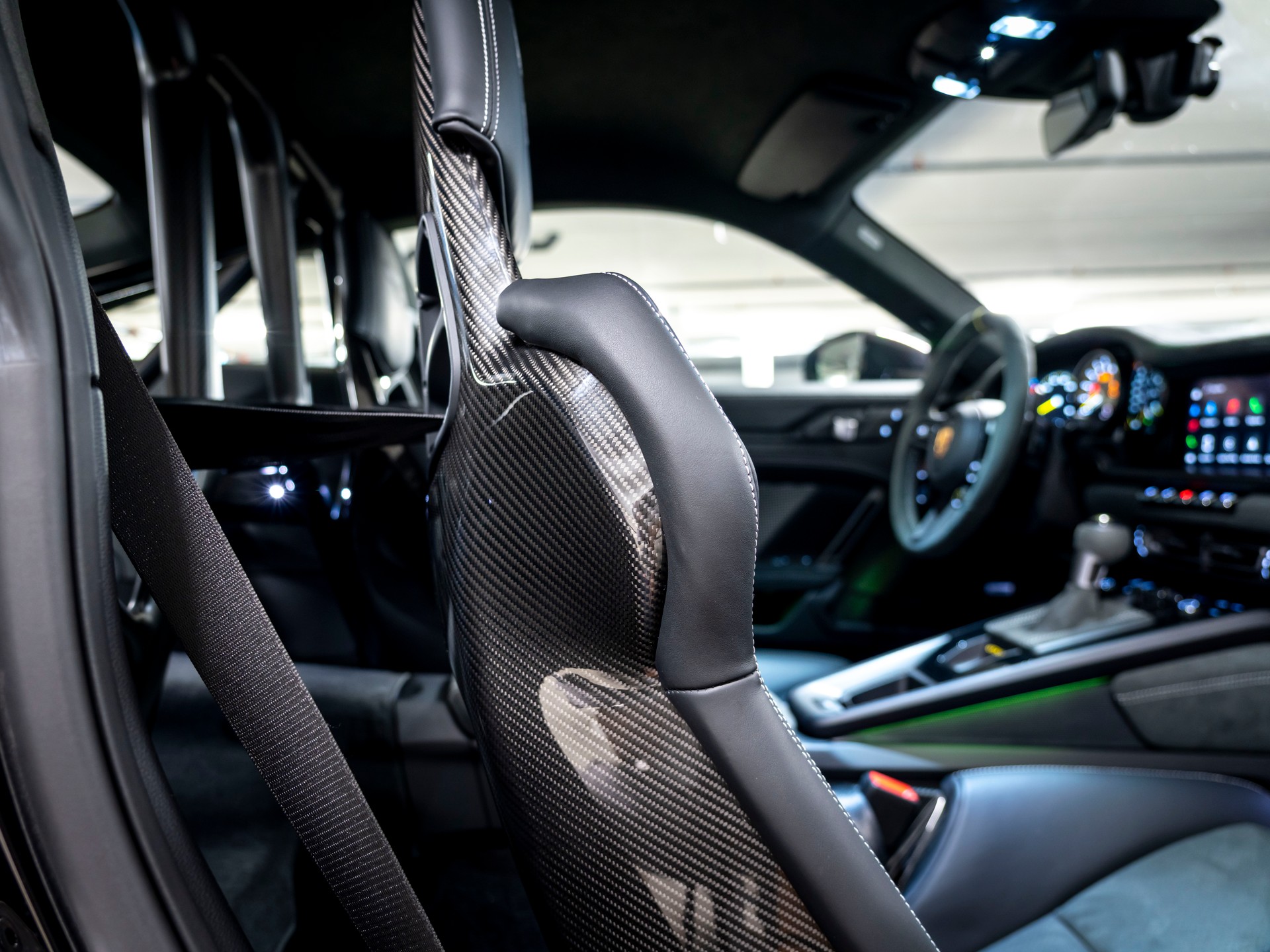 PORSCHE 911 GT3 RS-image-27